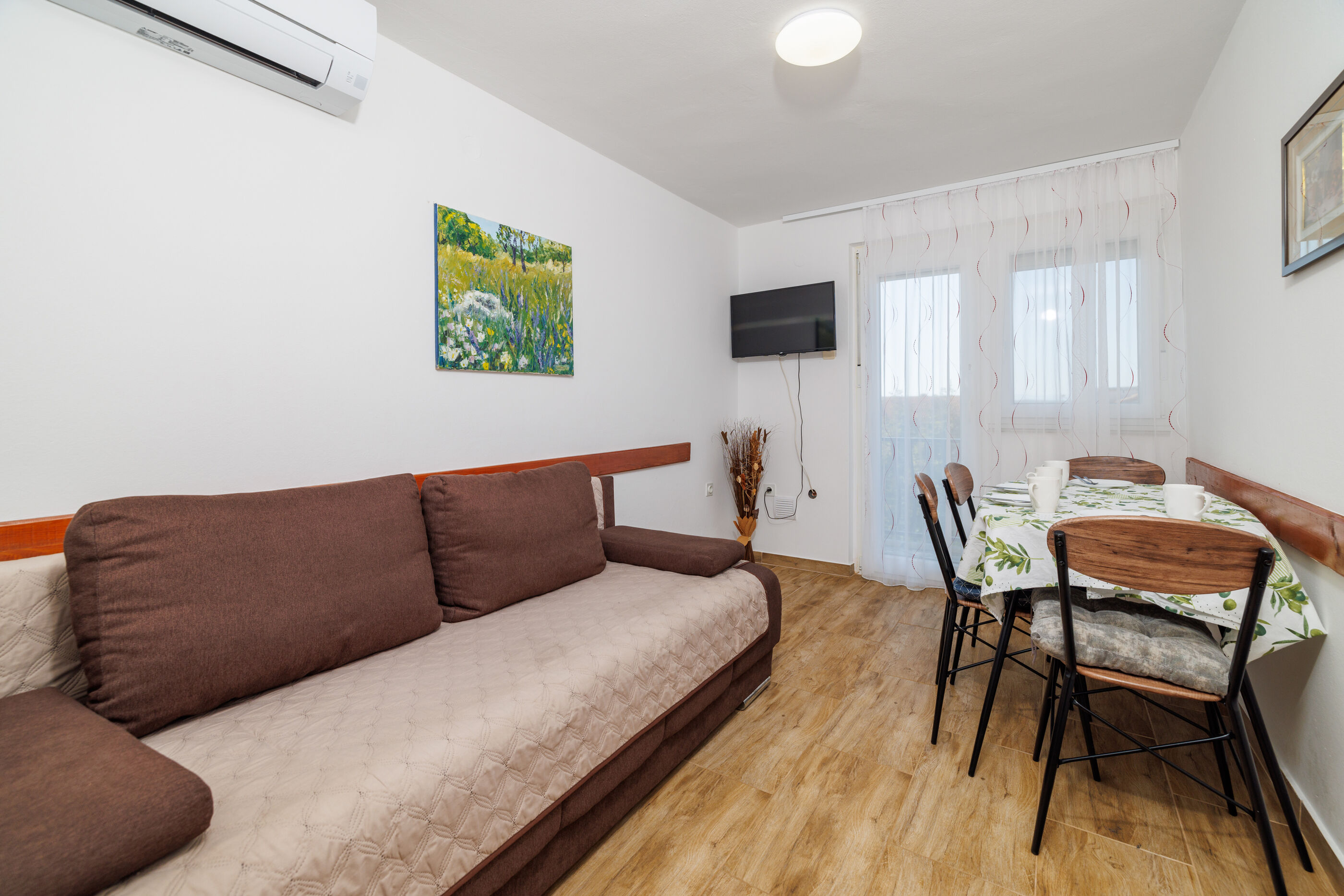 Apartments Pinty 62836-A3