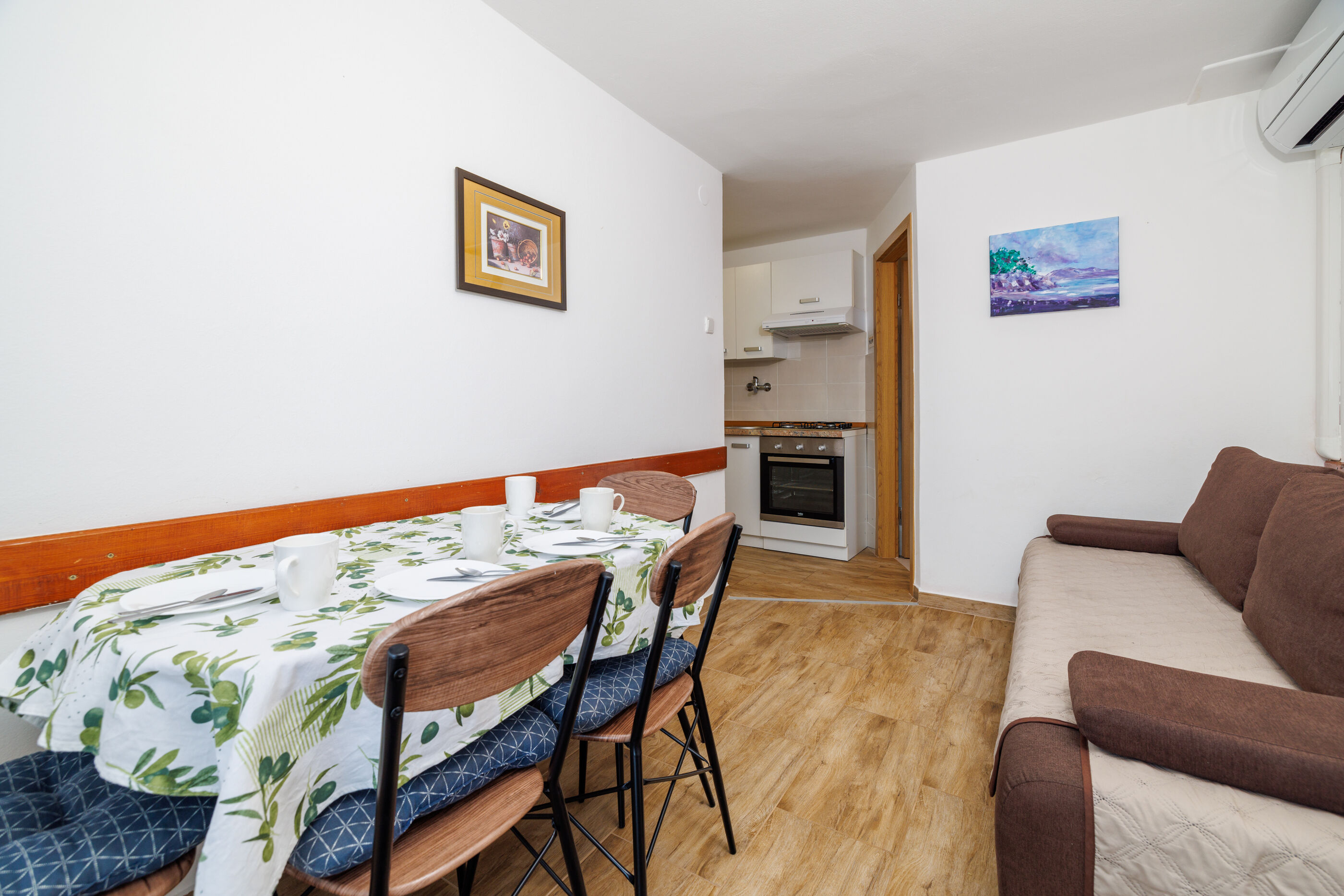 Apartments Pinty 62836-A3