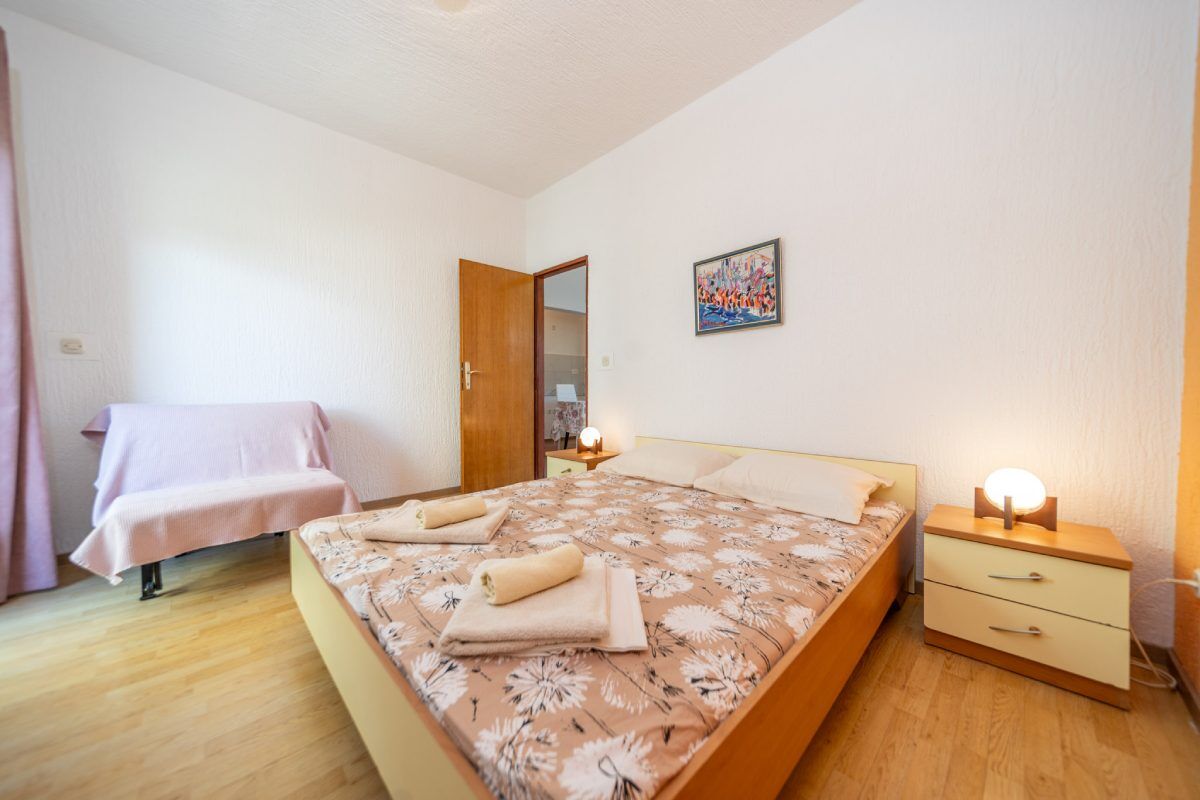 Apartments Marinko 60001-A3