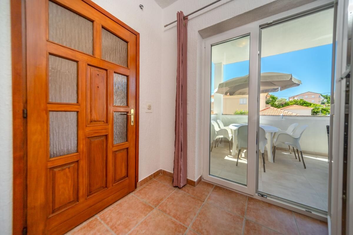 Apartments Marinko 60001-A3