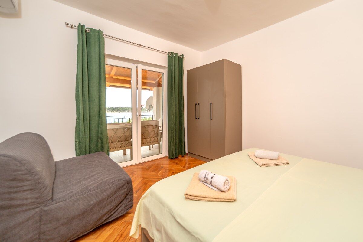 Apartments Marinko 60001-A5