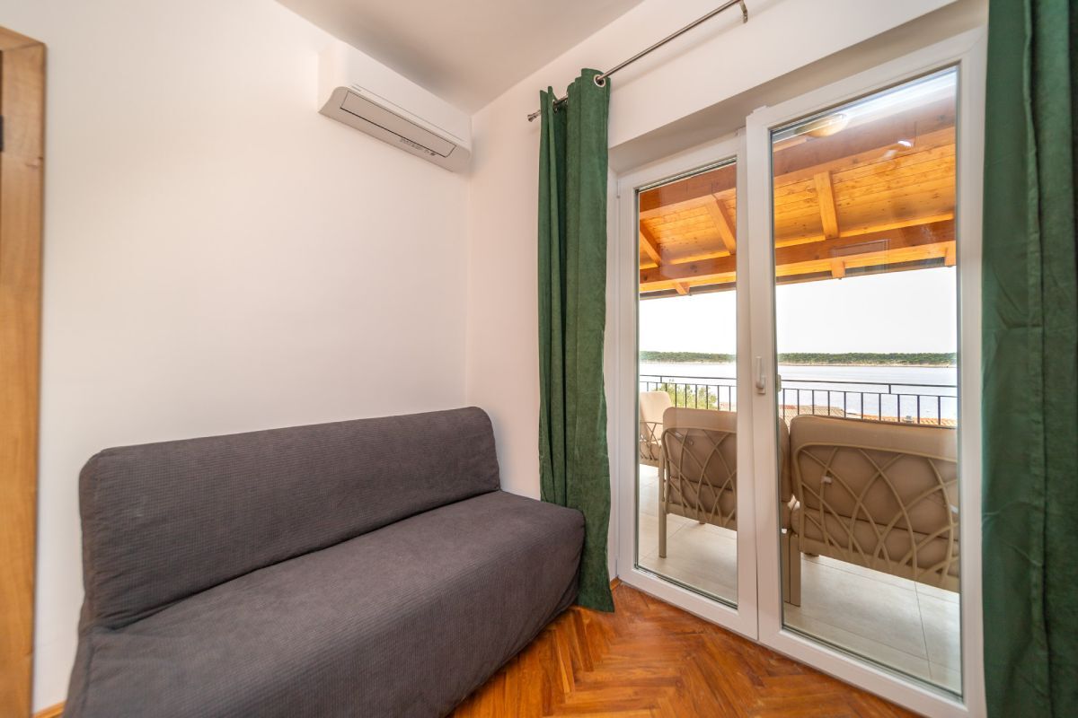 Apartments Marinko 60001-A5