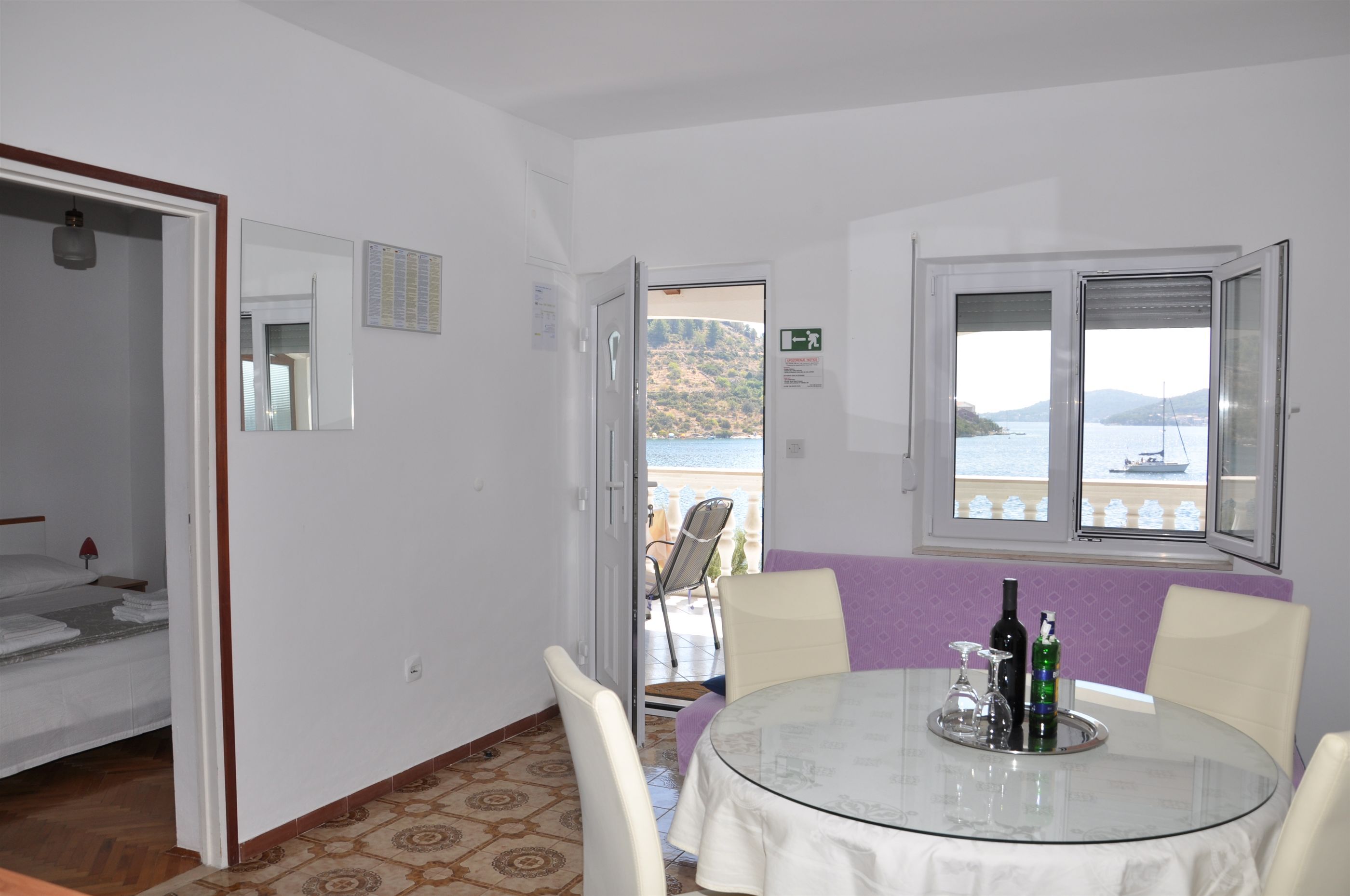 Apartments Bibi 11162-A1