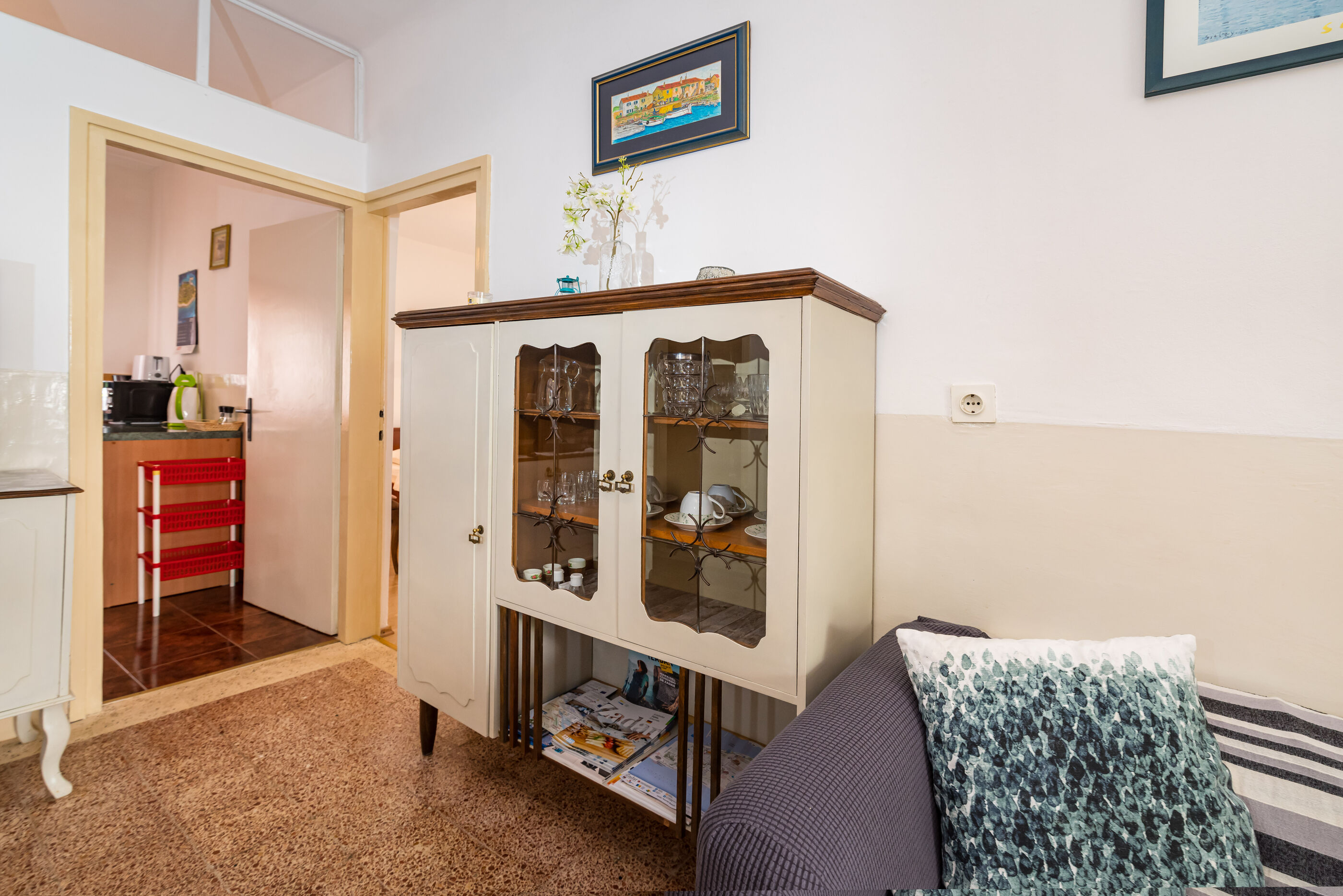 House Franica 76471-A1