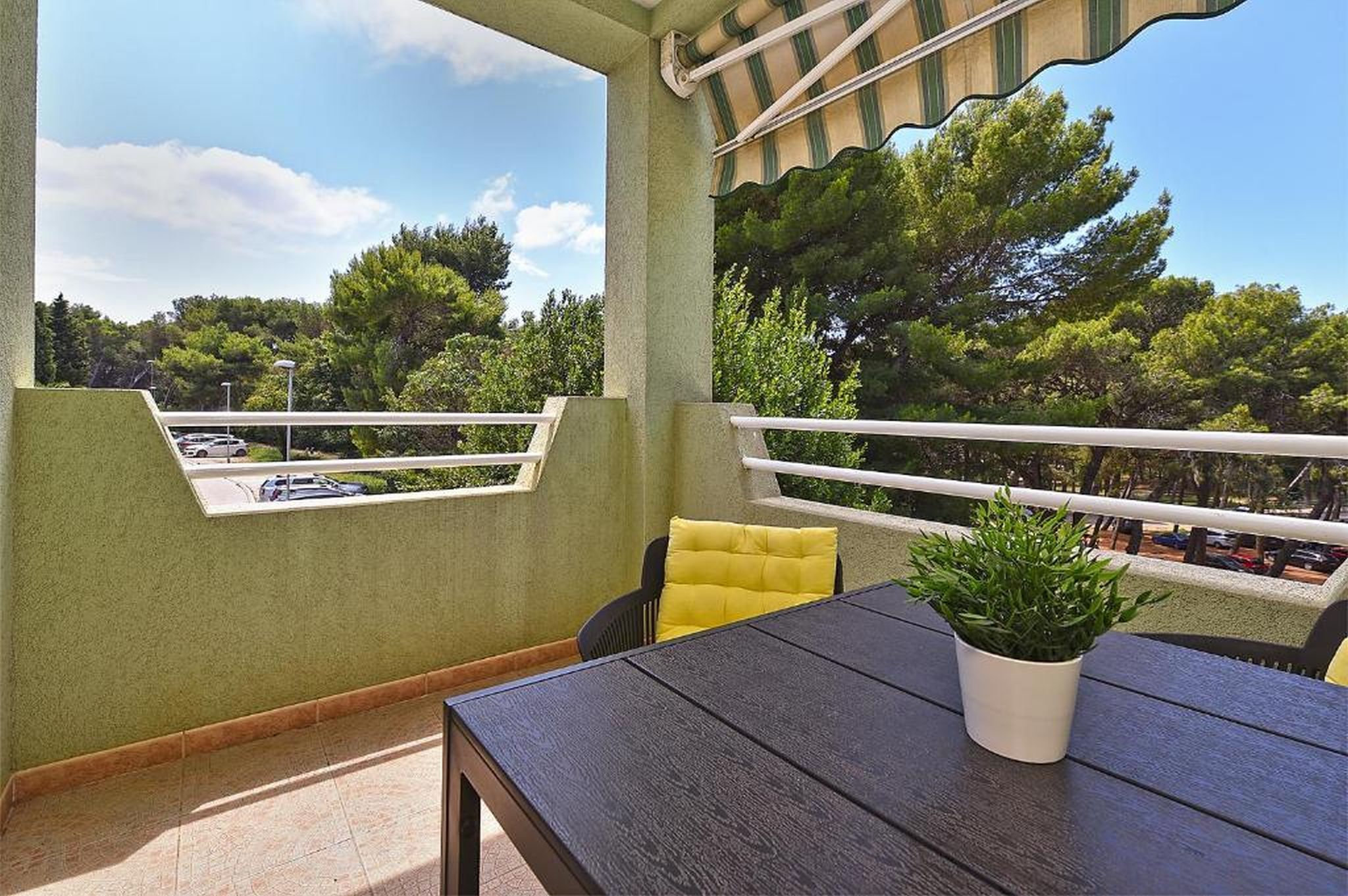 Apartment Karolina Accommodation in Pula