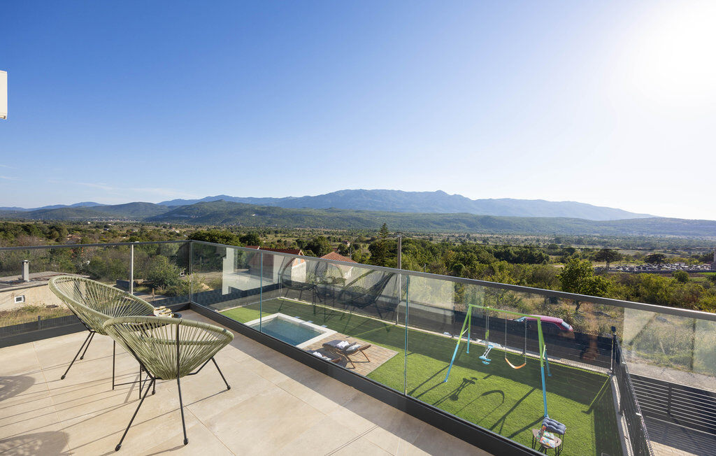 Villa Meridiem V2252-K1