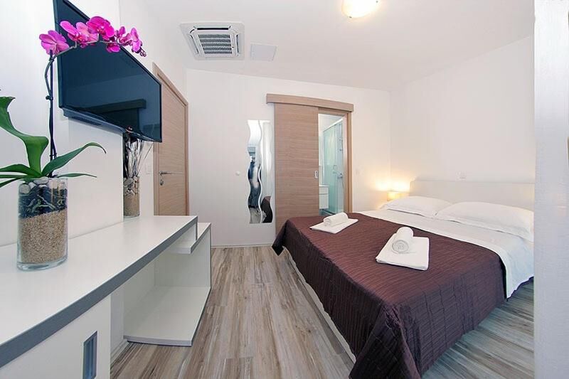 Apartments and Rooms Residence Simic 115691-S3