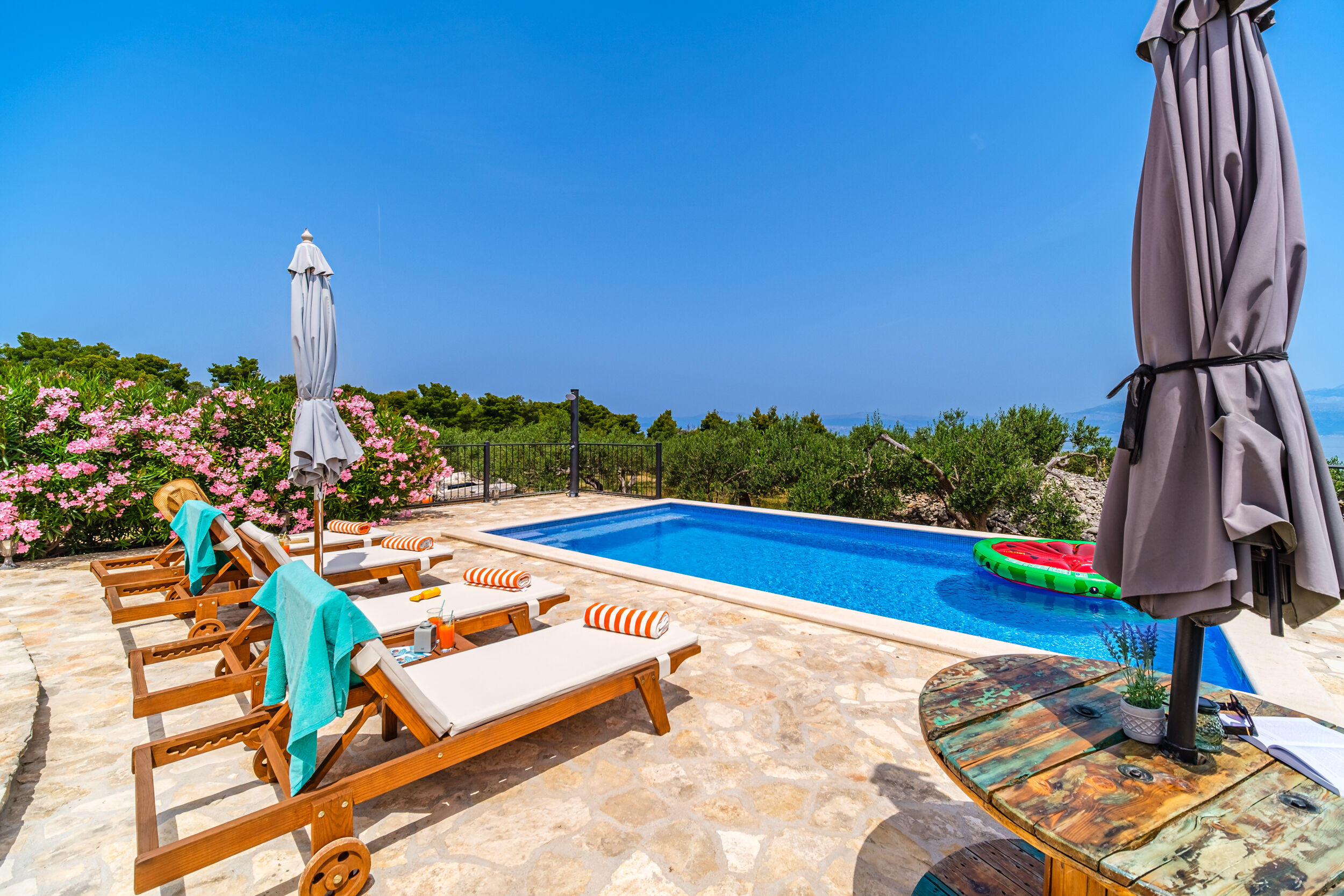 House Magical Island Beauty 82671-K1