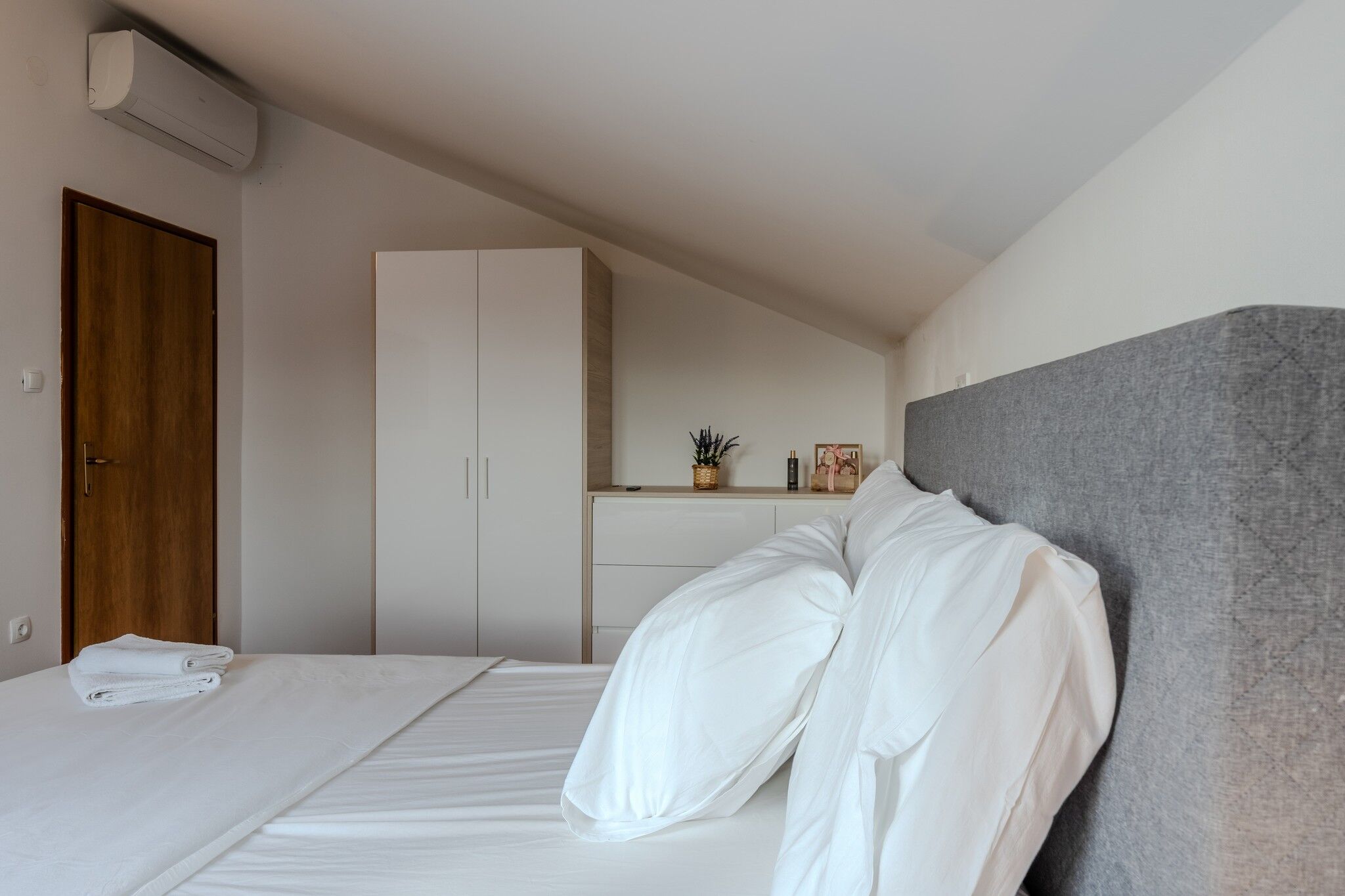 Apartment Penthouse Novalja 11514-A1