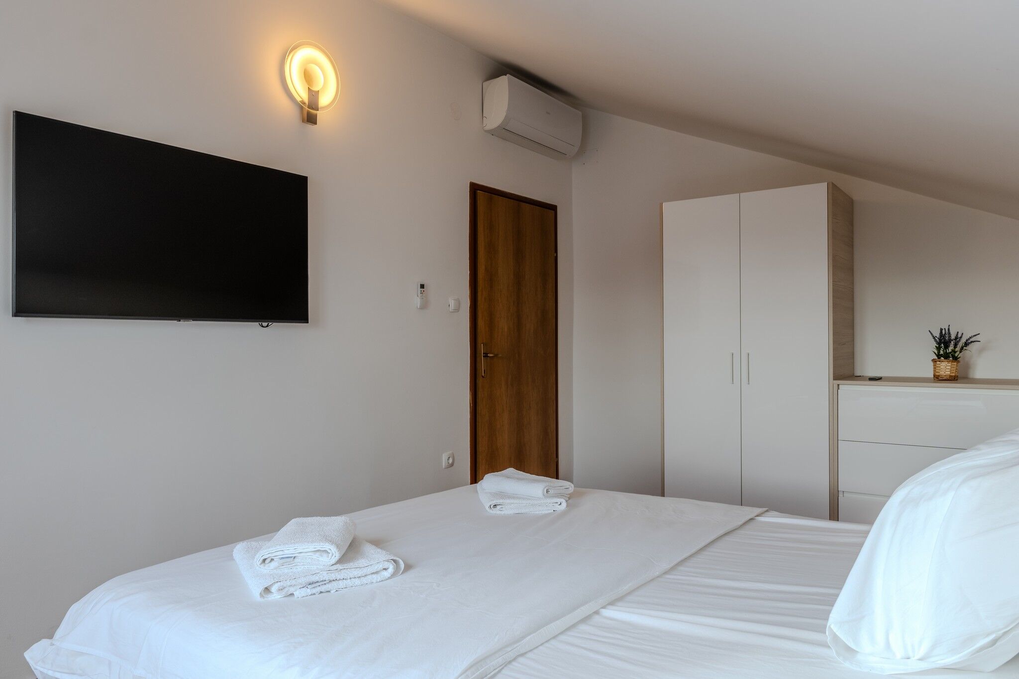 Apartment Penthouse Novalja 11514-A1