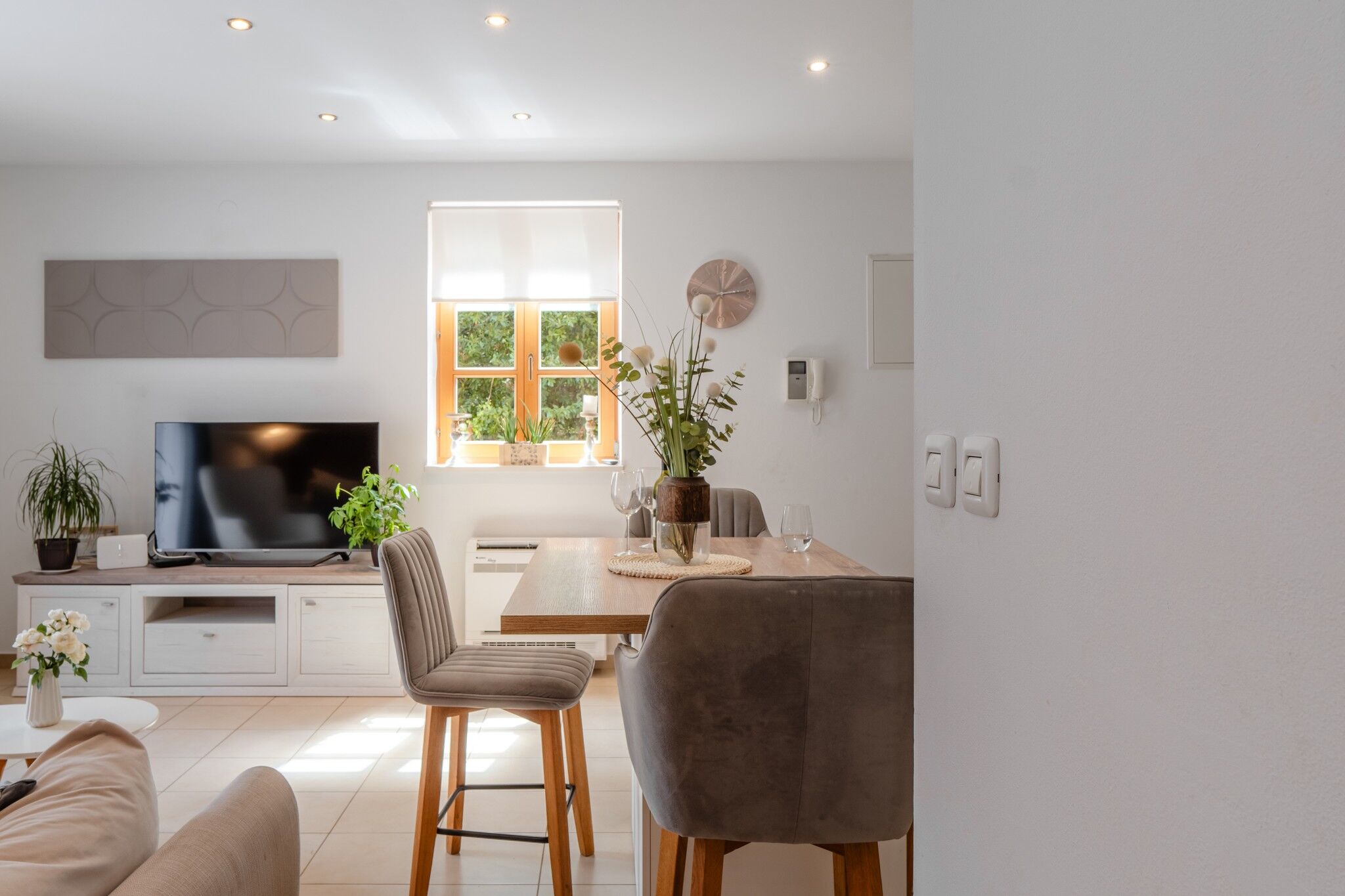 Apartments Wishing Well & Four seasons 11515-A2