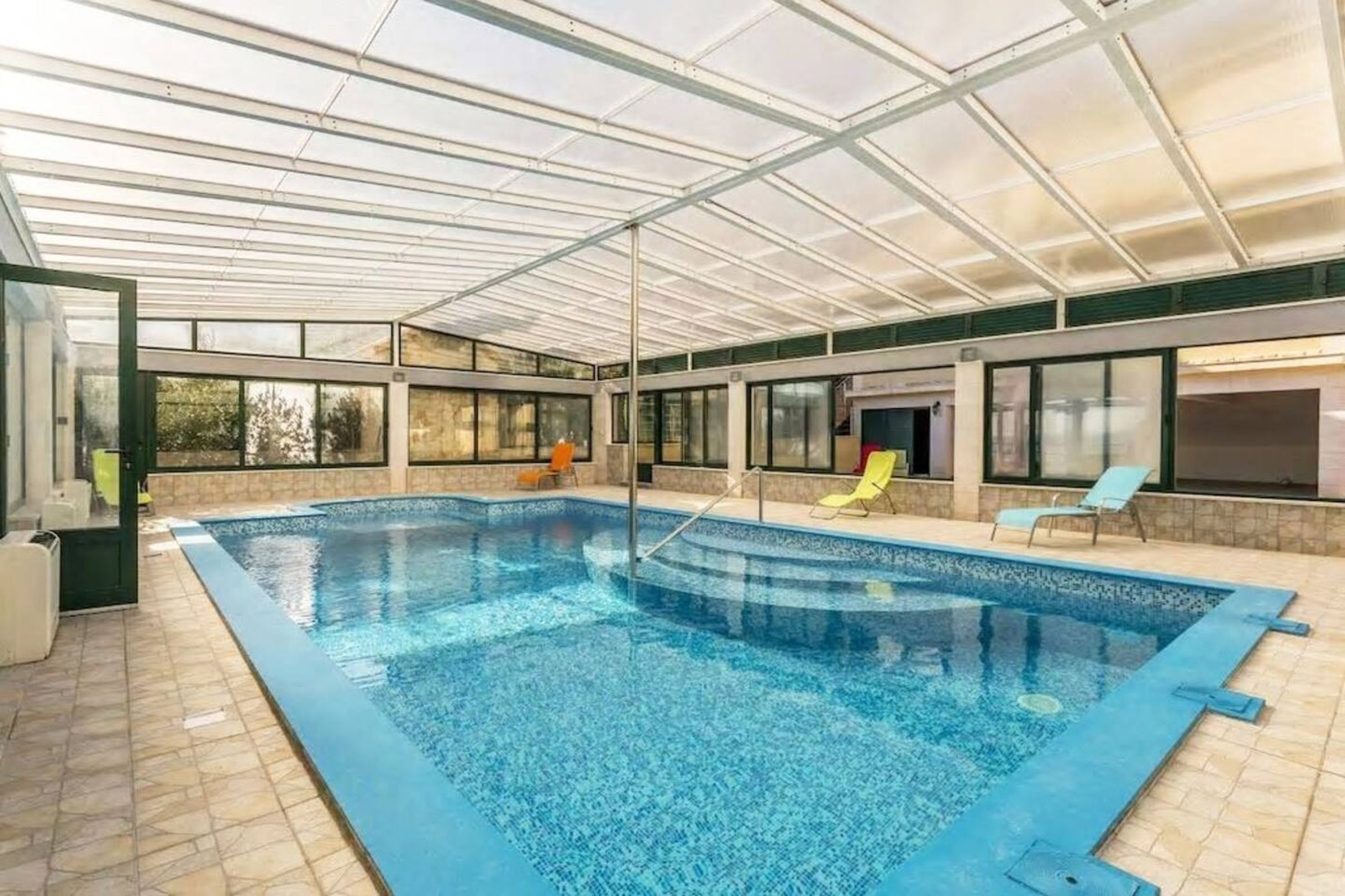 Villa Casa with indoor pool V9752-K1