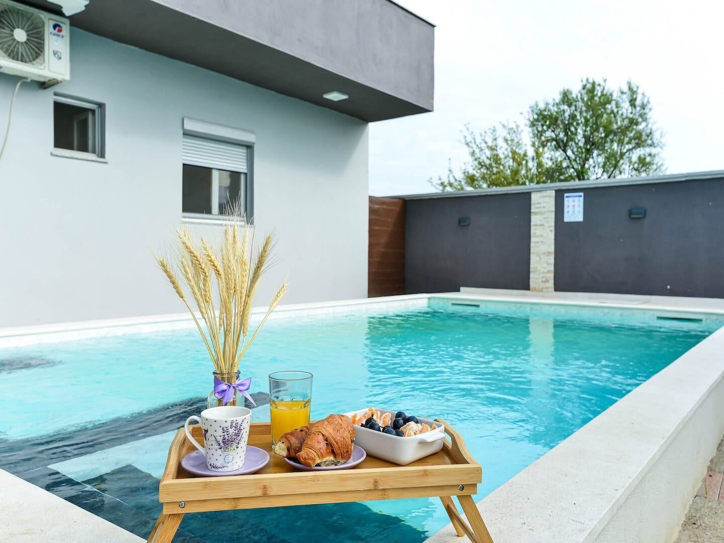 Photo of House Chill