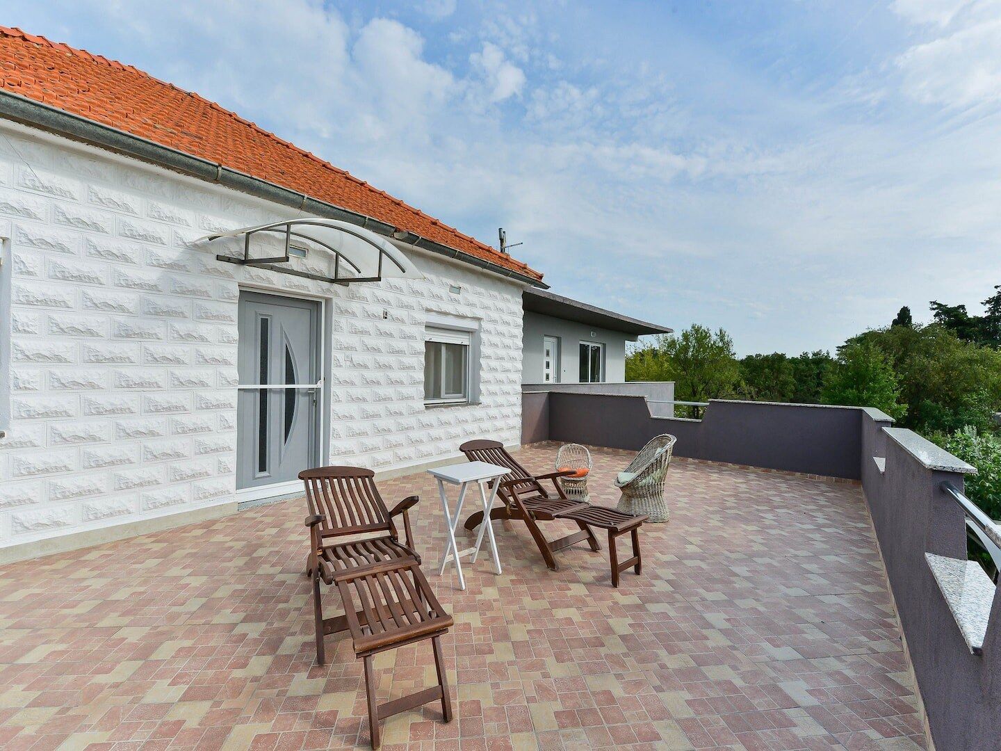 Photo of House Chill