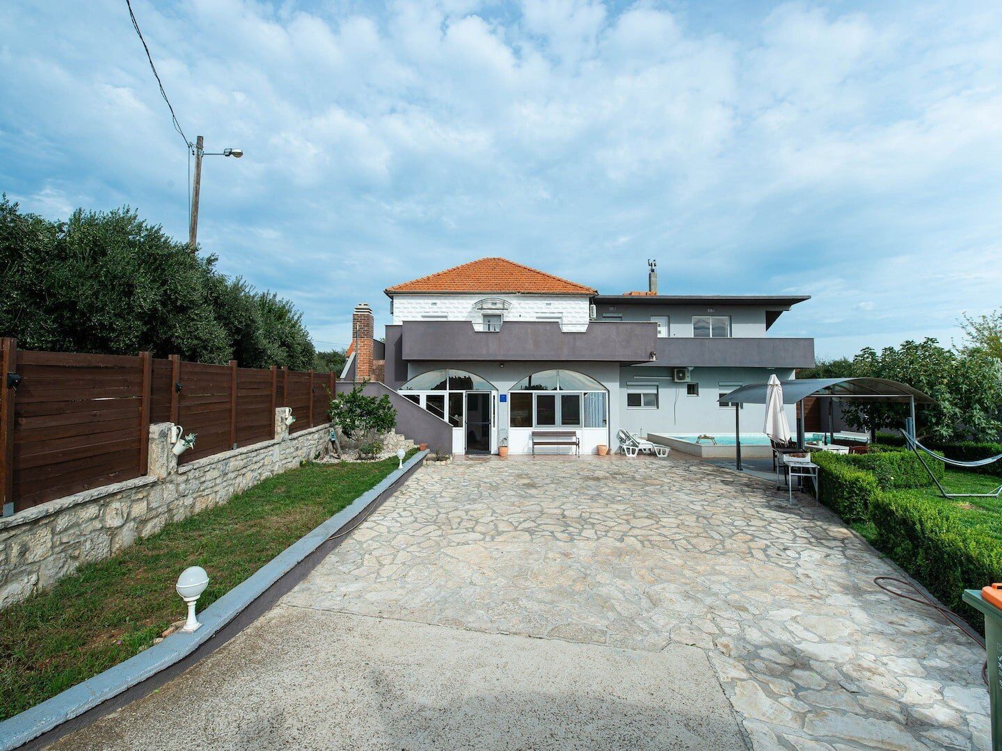 Photo of House Chill