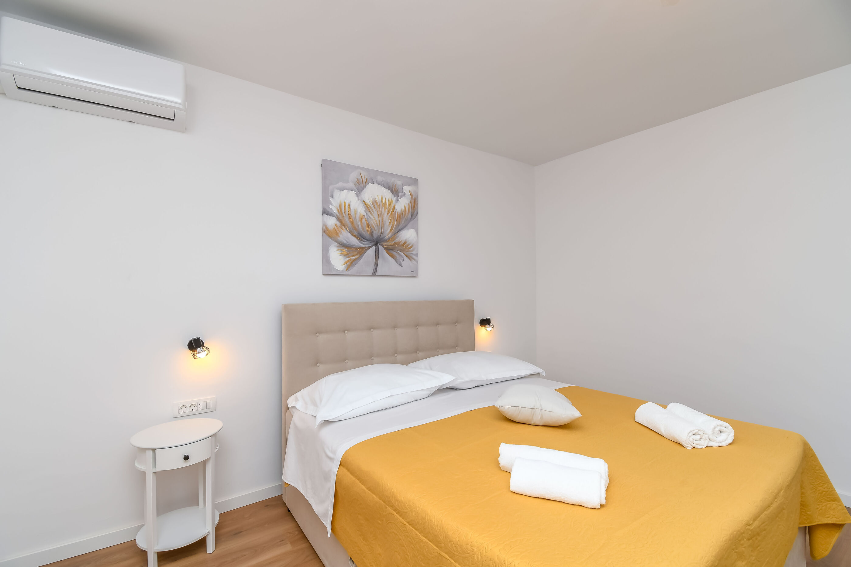 Apartment Nela 65872-A2