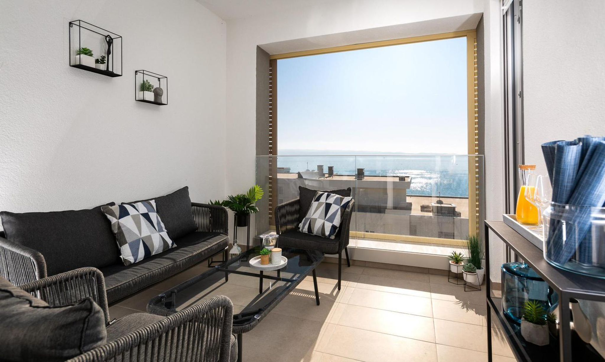 Apartment Blue Oasis 116051-A1