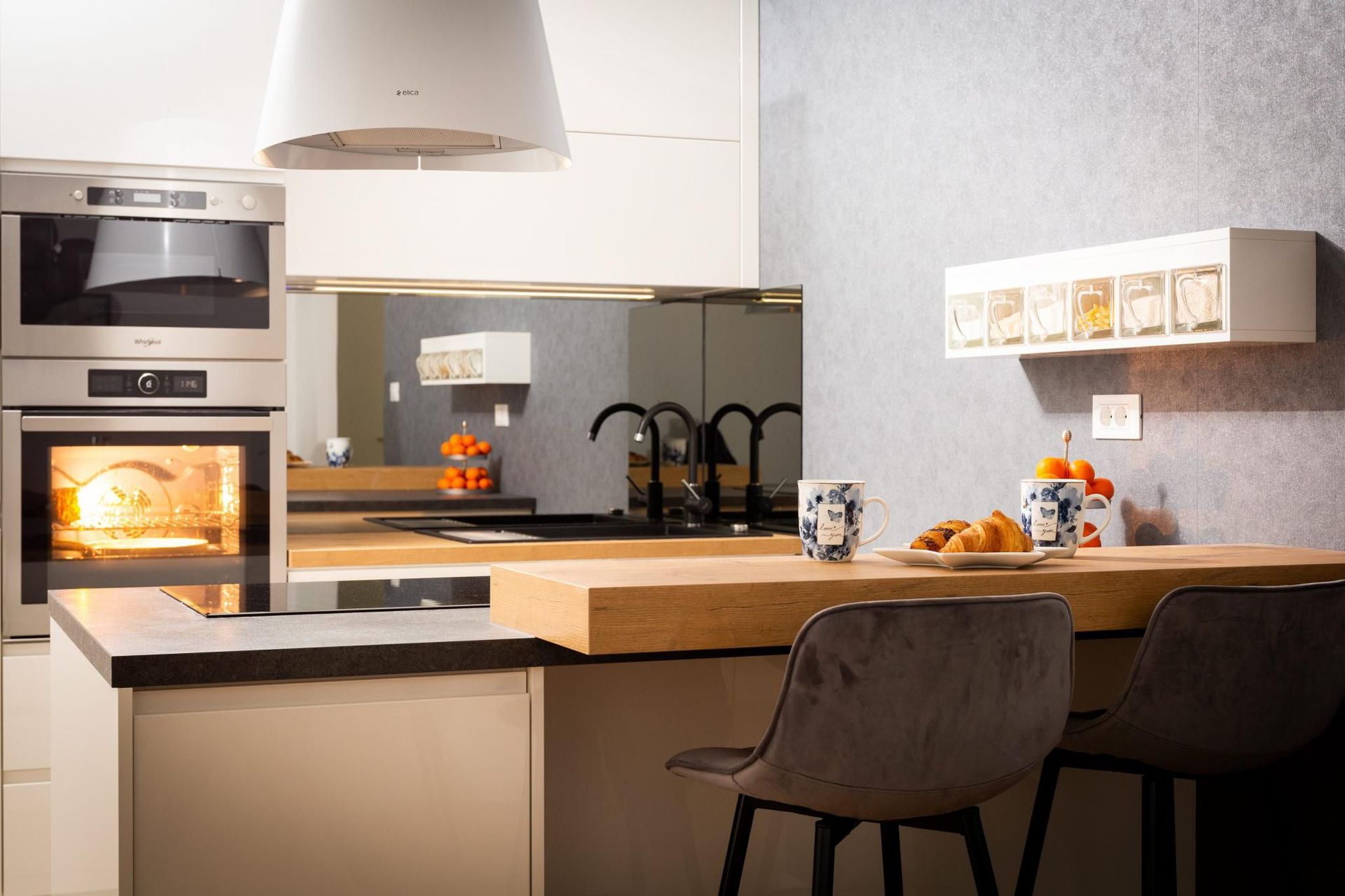 Apartment Blue Oasis 116051-A1