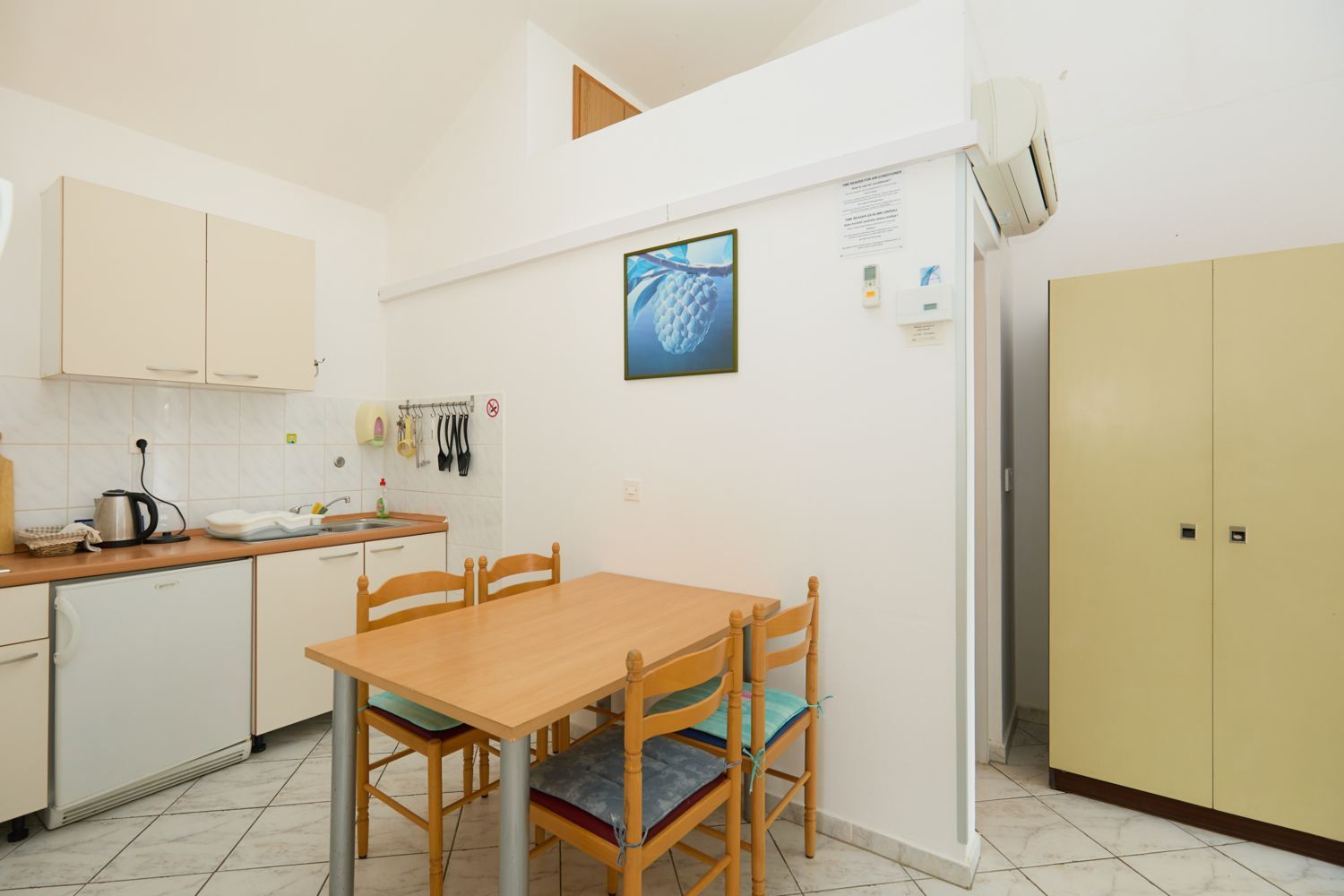 Apartments Hansal A4