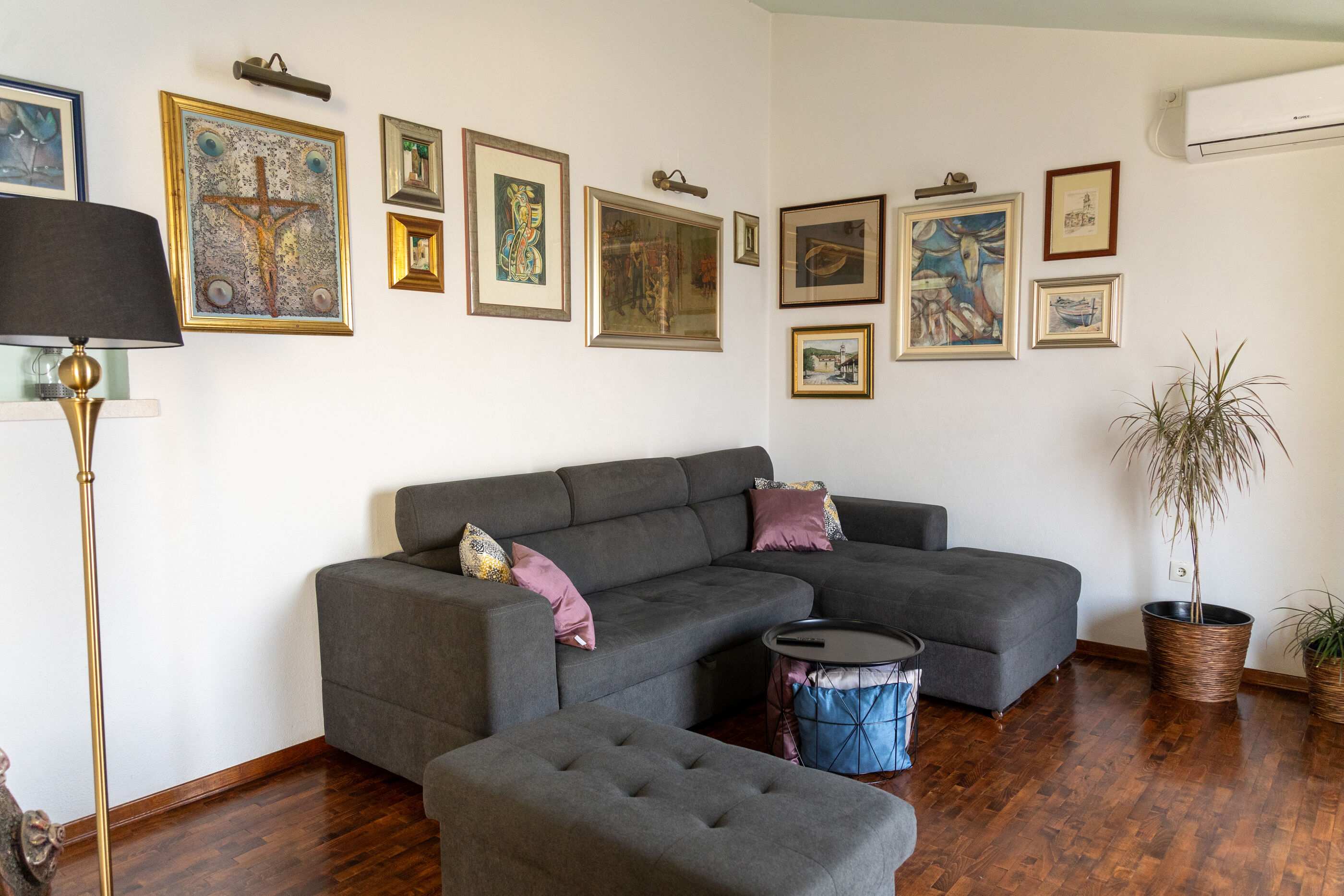 Apartments Dijana 10369-A1