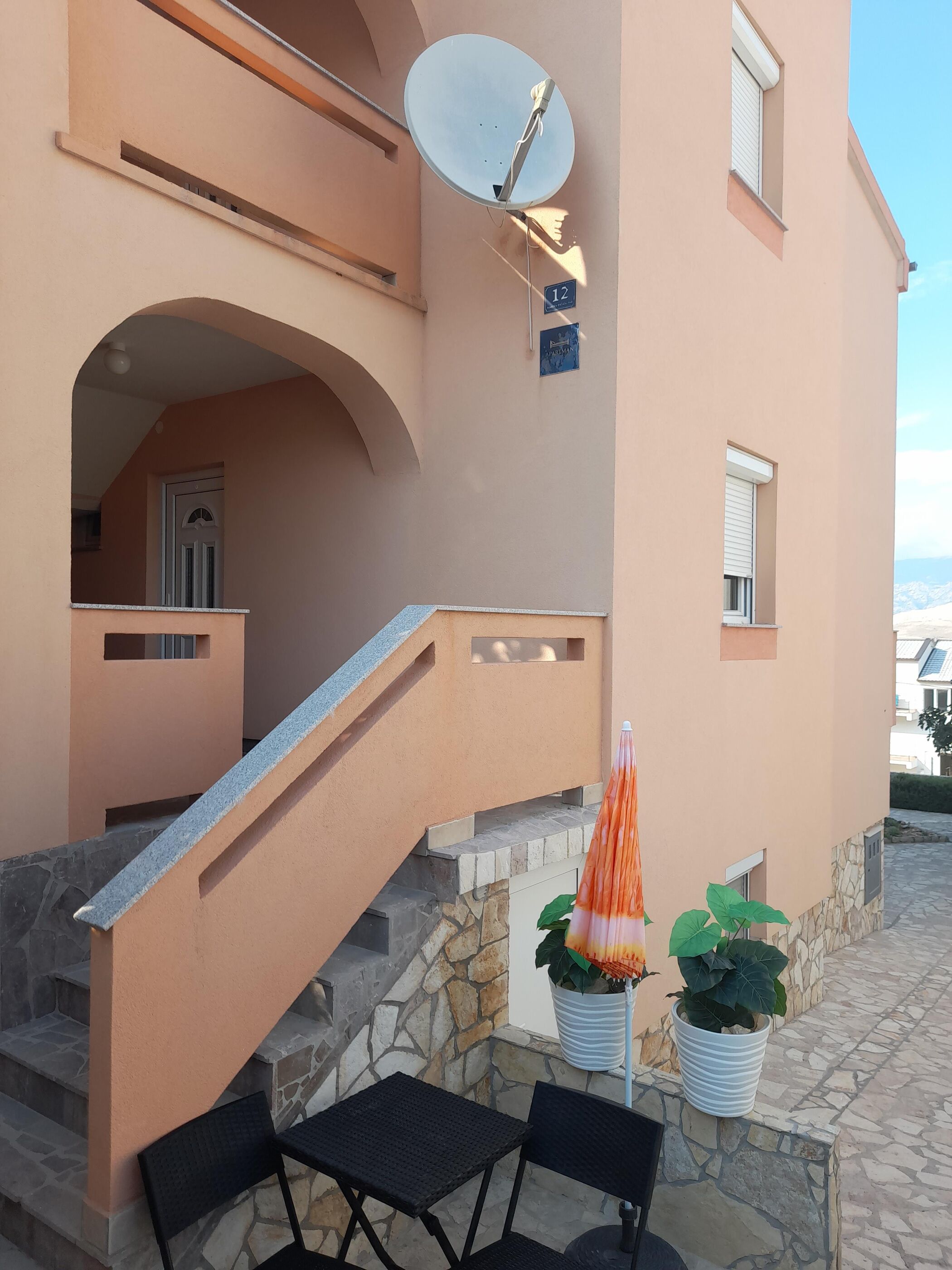 Apartments Clair 82791-A1