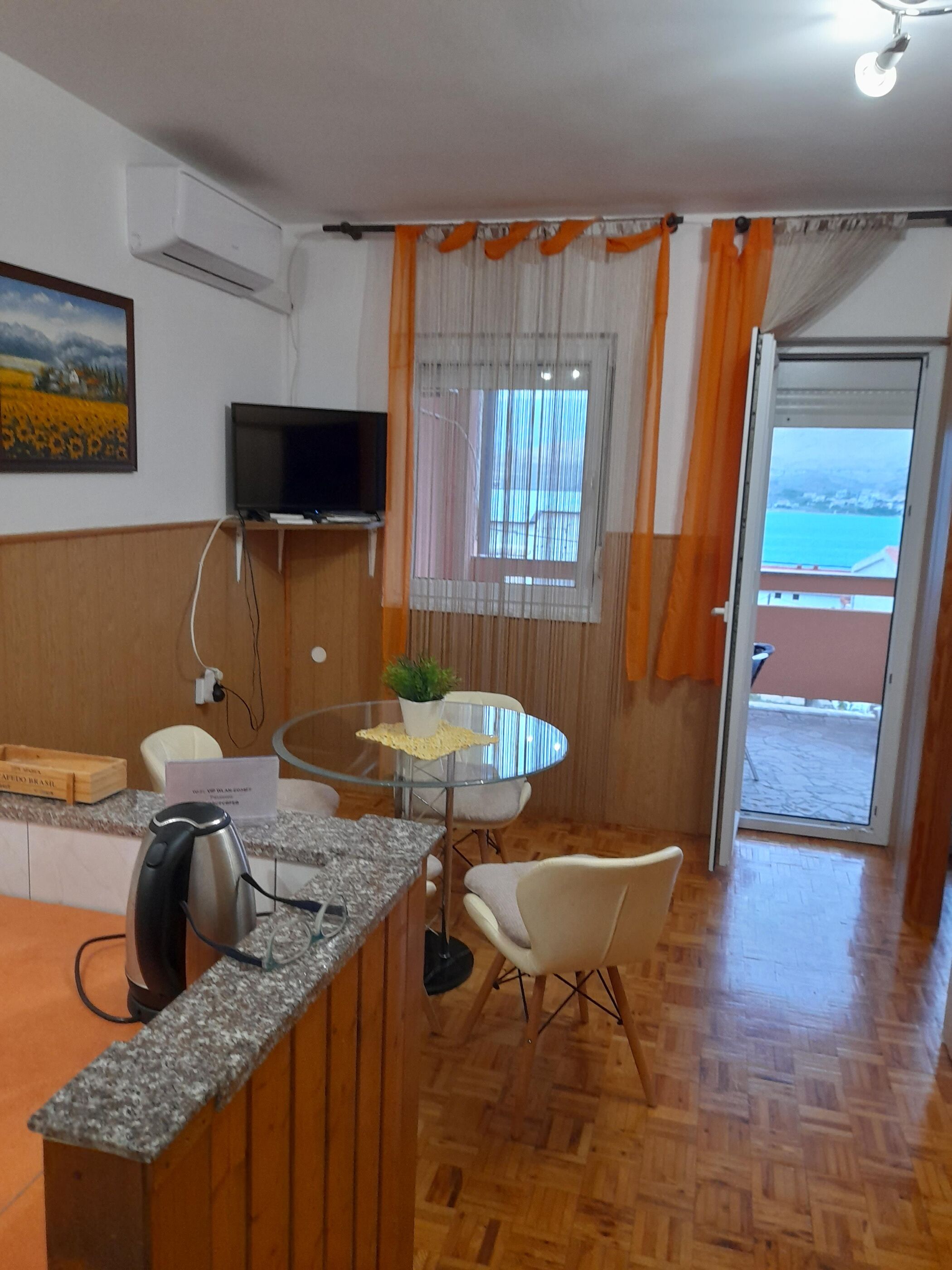 Apartments Clair 82791-A2