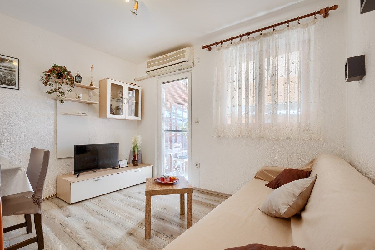 House Tangerine 74336-A1
