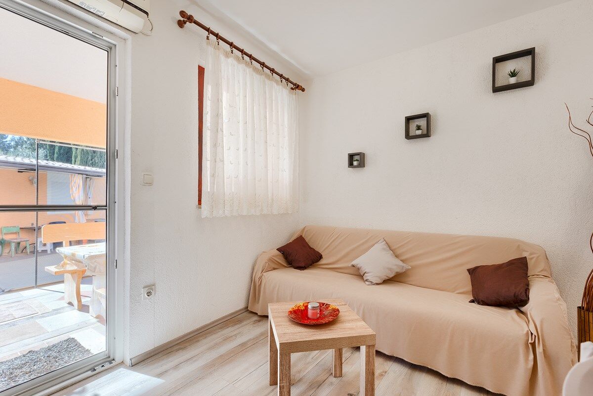 House Tangerine 74336-A1