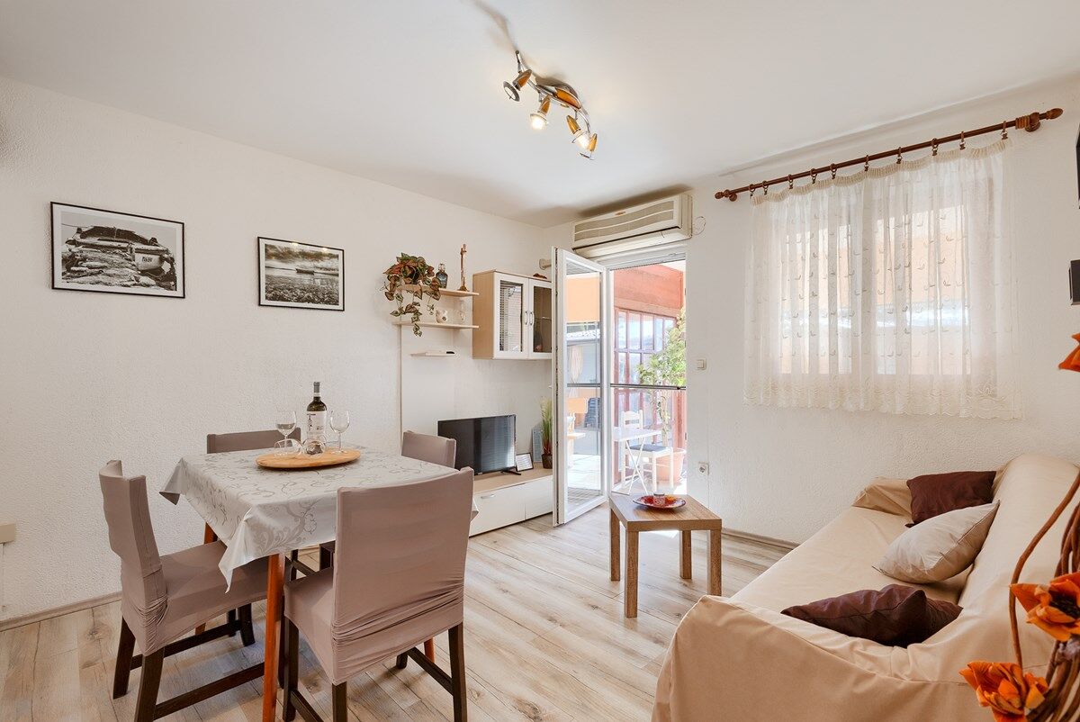 House Tangerine 74336-A1