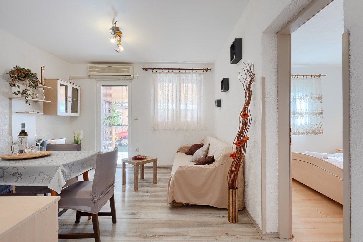 House Tangerine 74336-A1