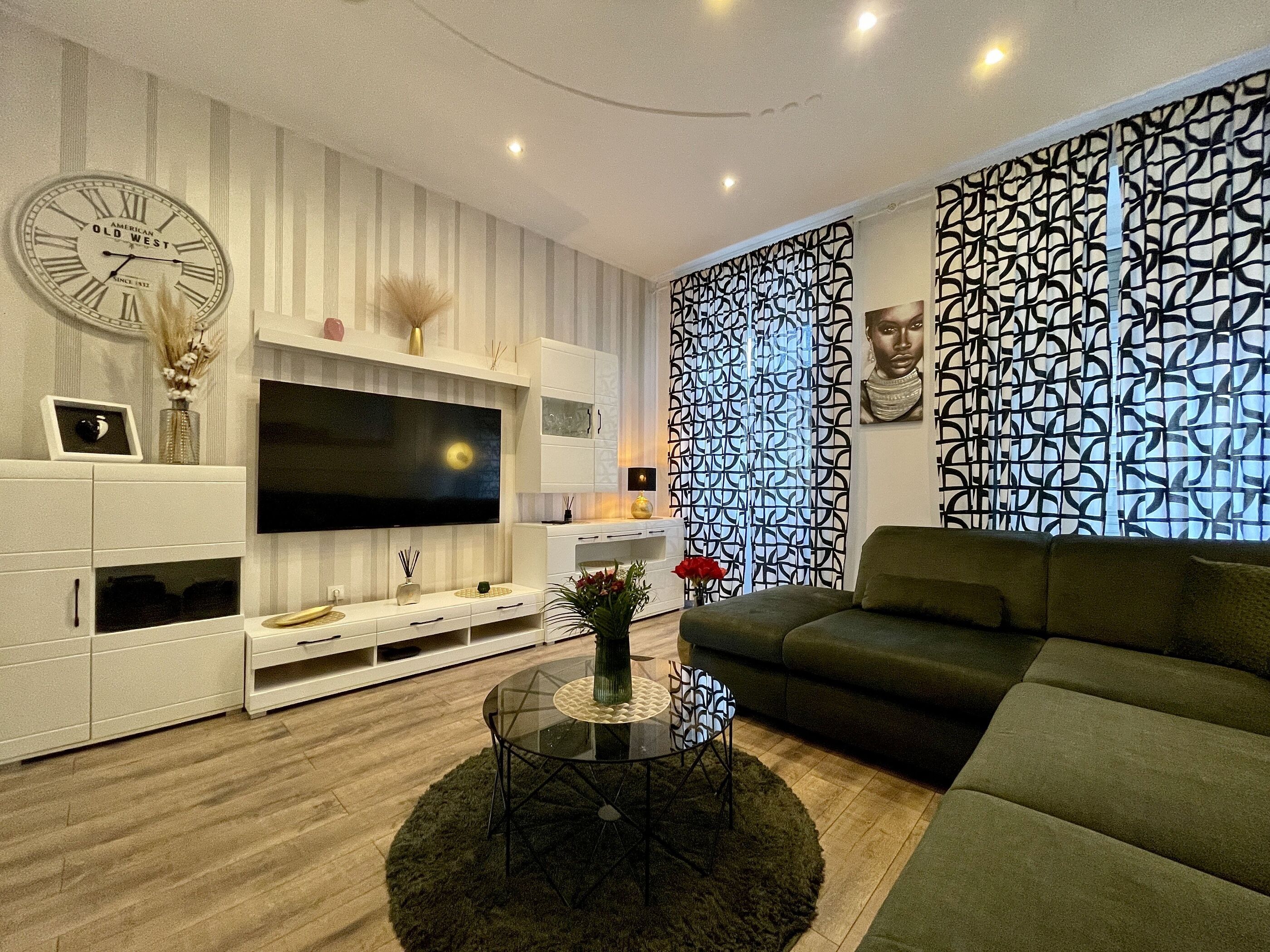 House NOLA 62528-A1