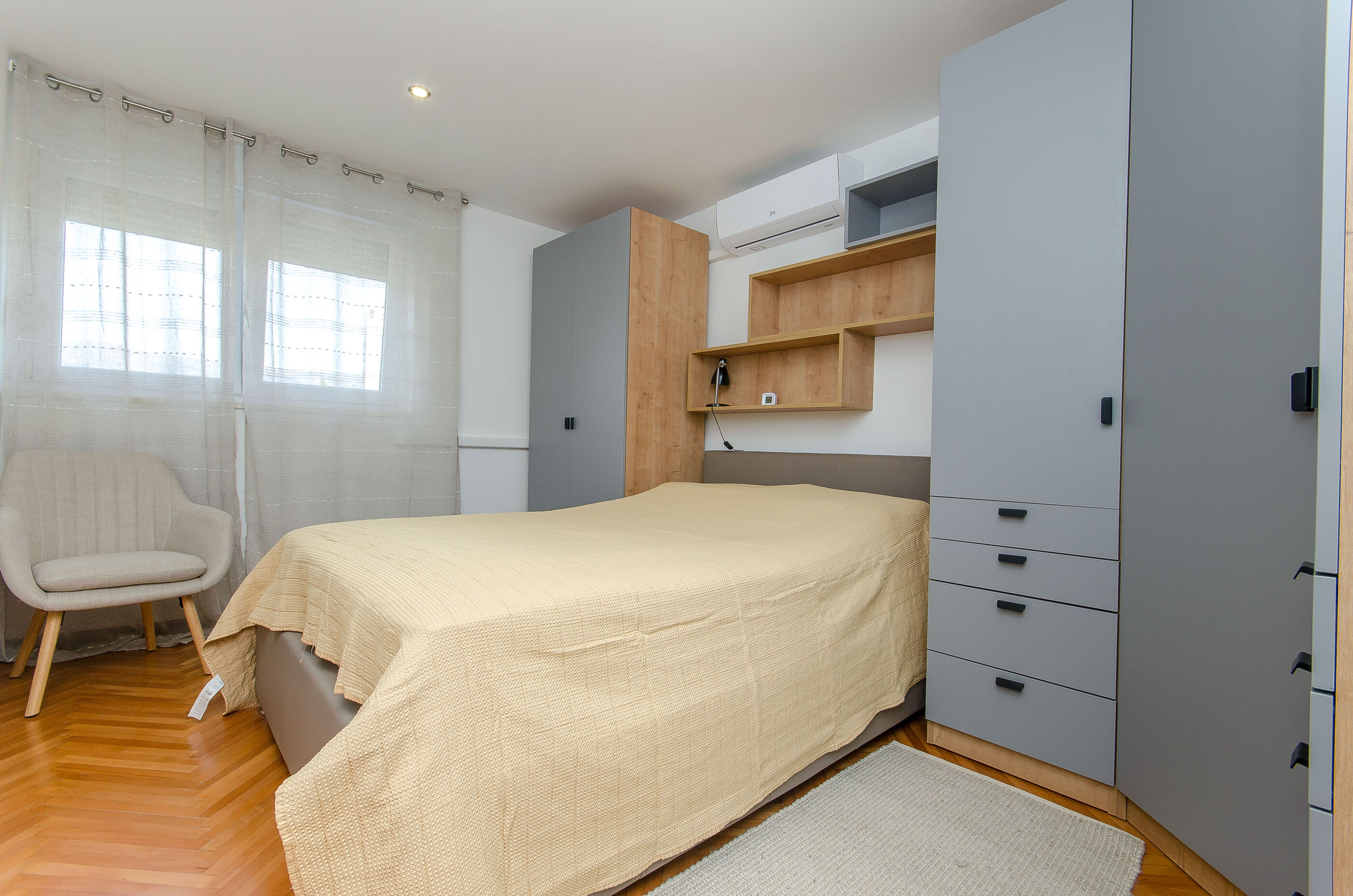 Apartment Sunny 38943-A1