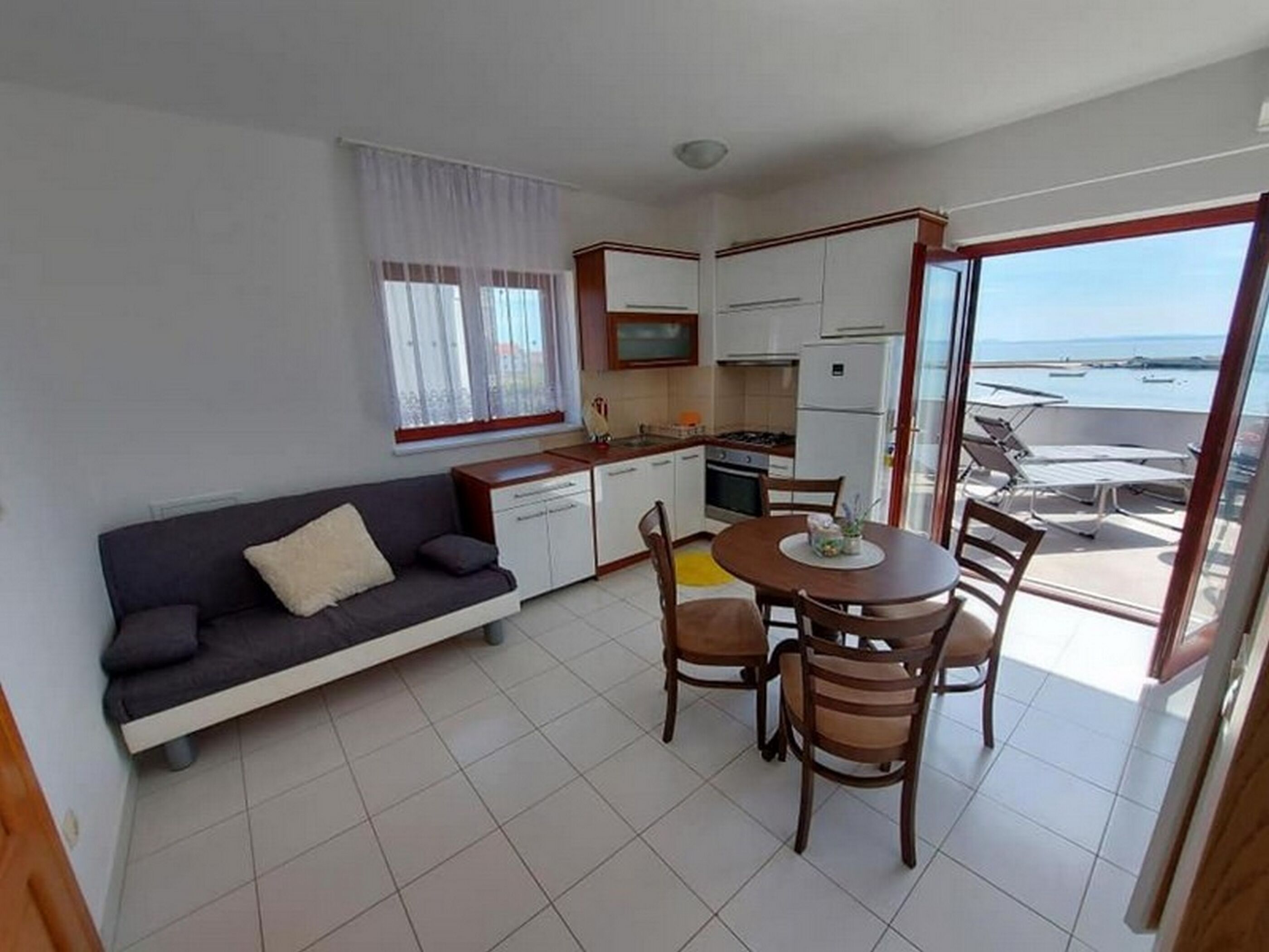 Apartments HRESTAK 11592-A2