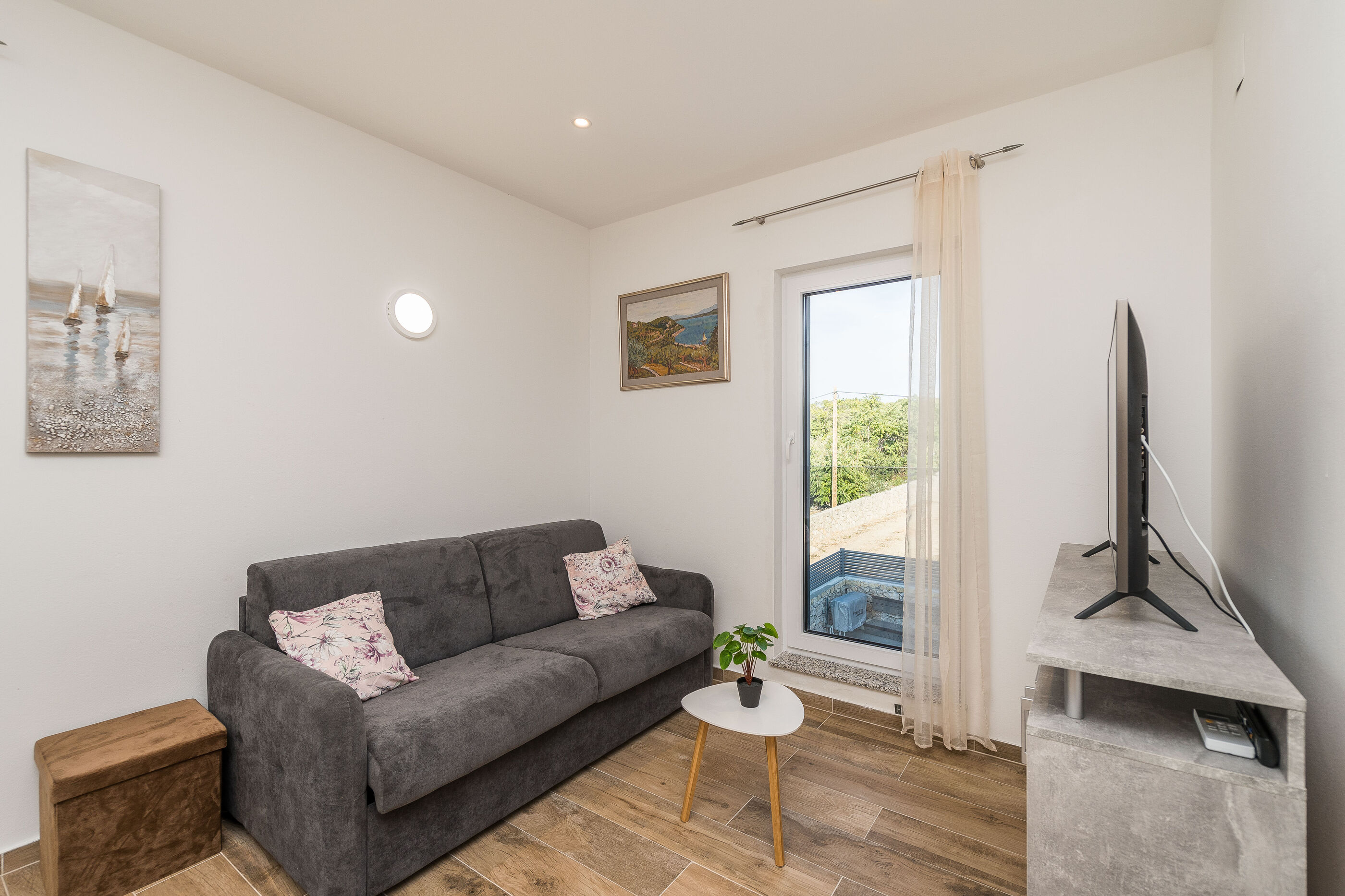 Apartments Cozy 116201-A2