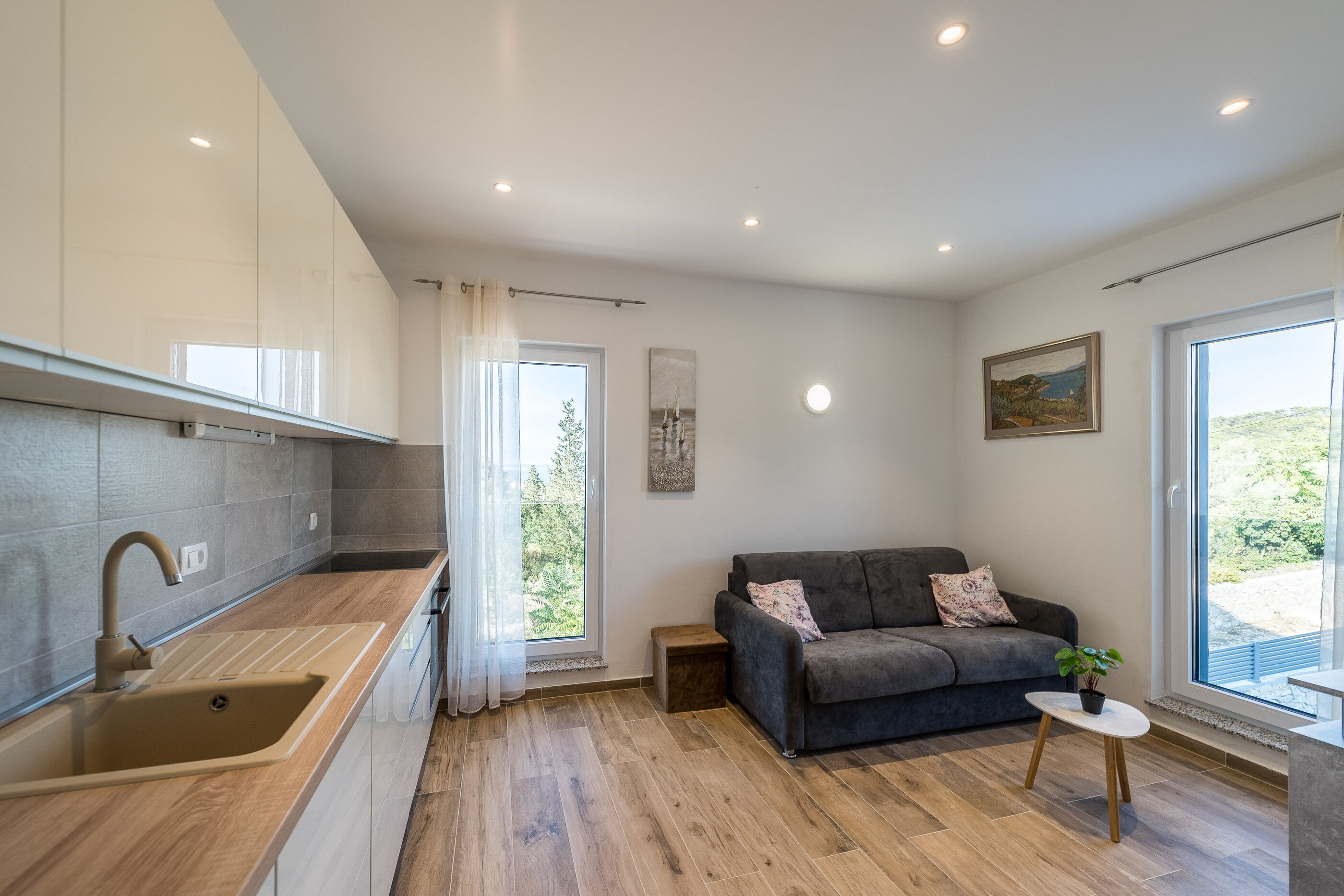 Apartments Cozy 116201-A2