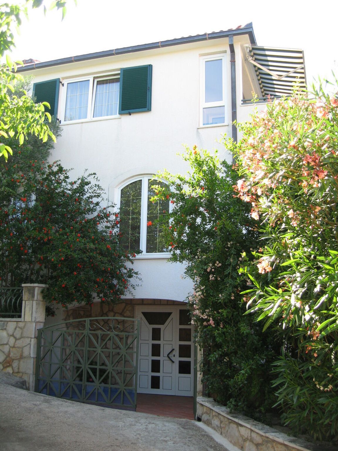 Apartments Jole 10723-A1