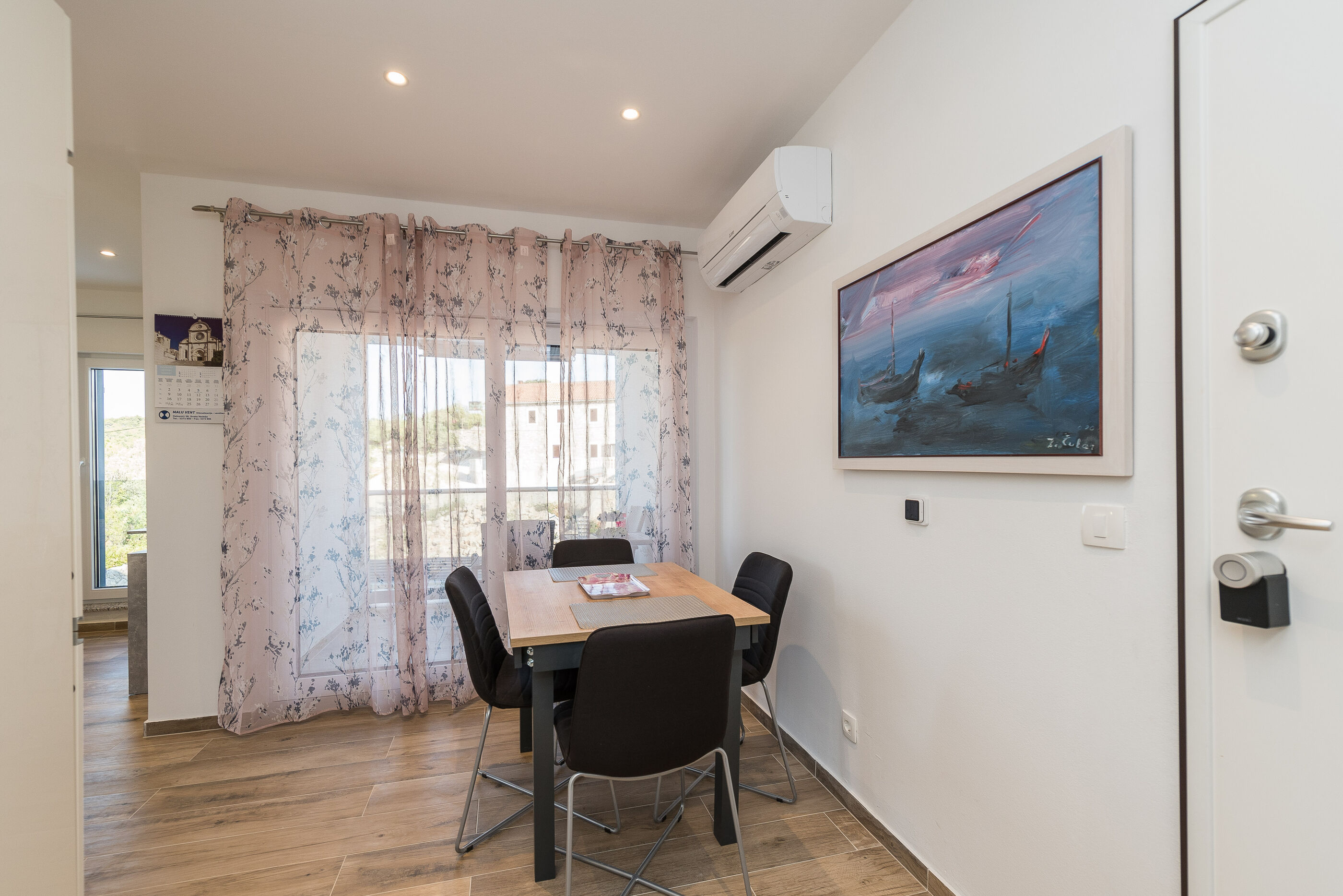 Apartments Cozy 116201-A2