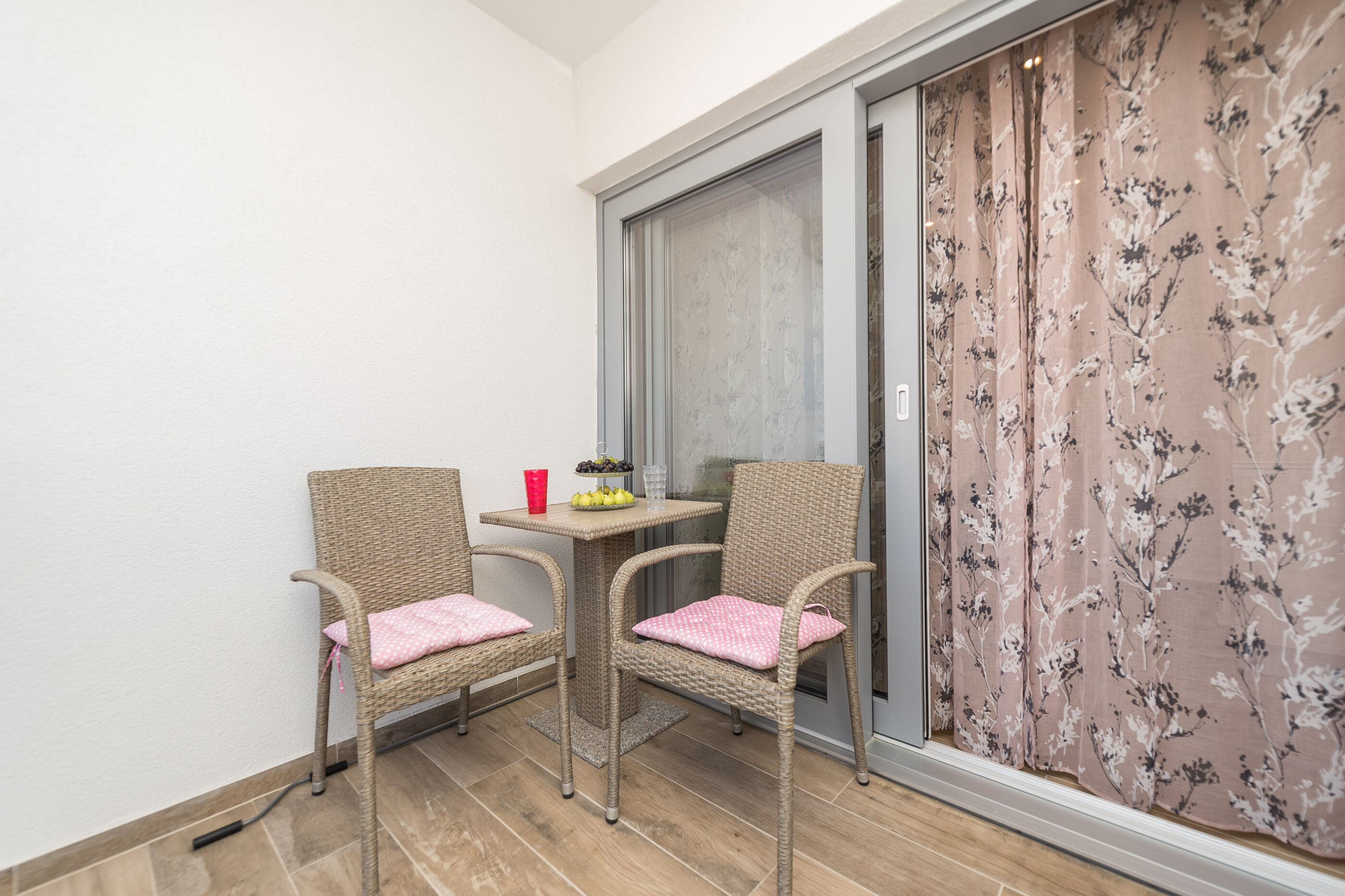 Apartments Cozy 116201-A2