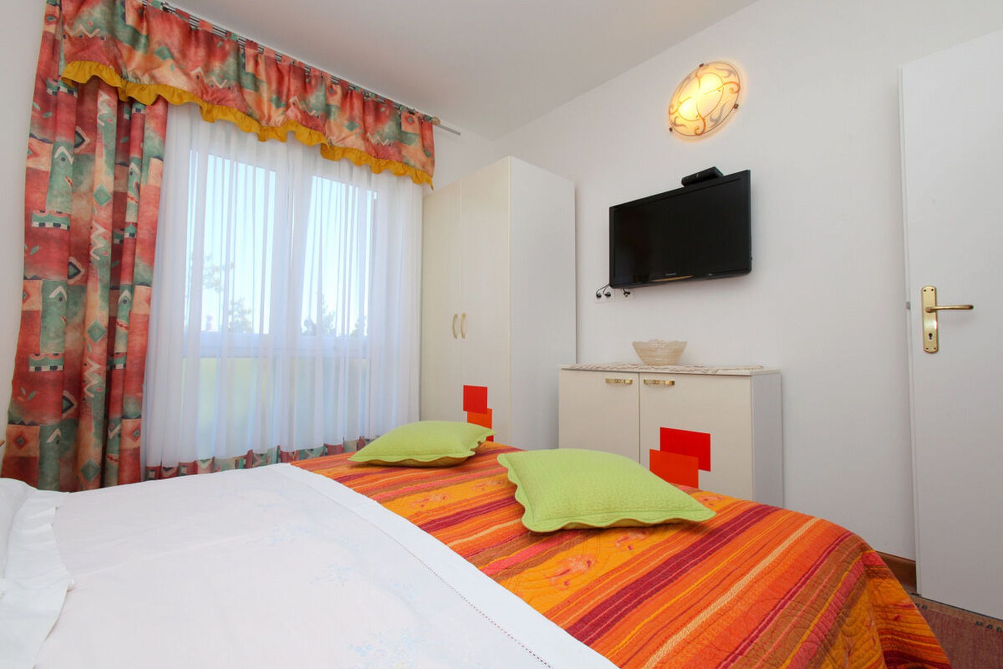 Apartments Jole 10723-A1
