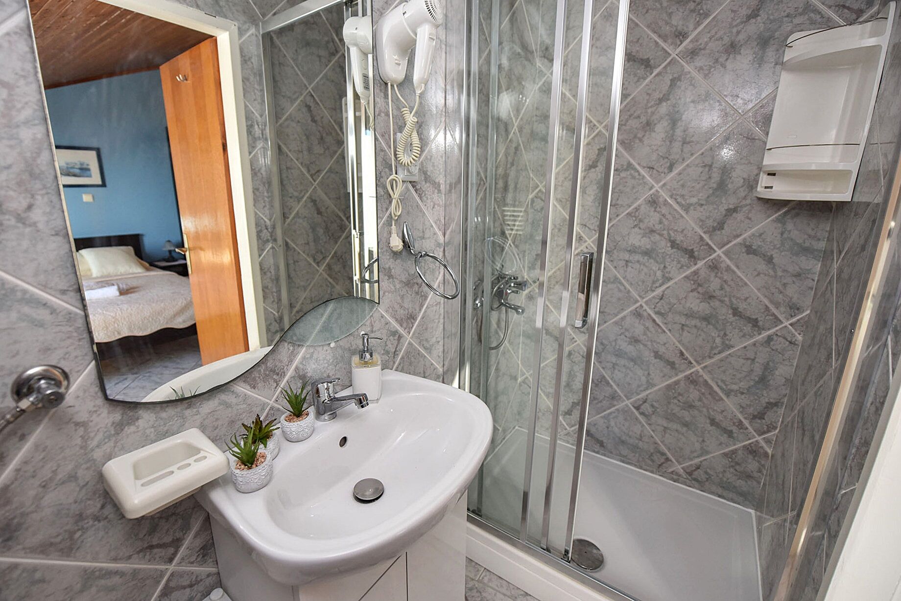 Apartments Mandre near sea 116191-A5