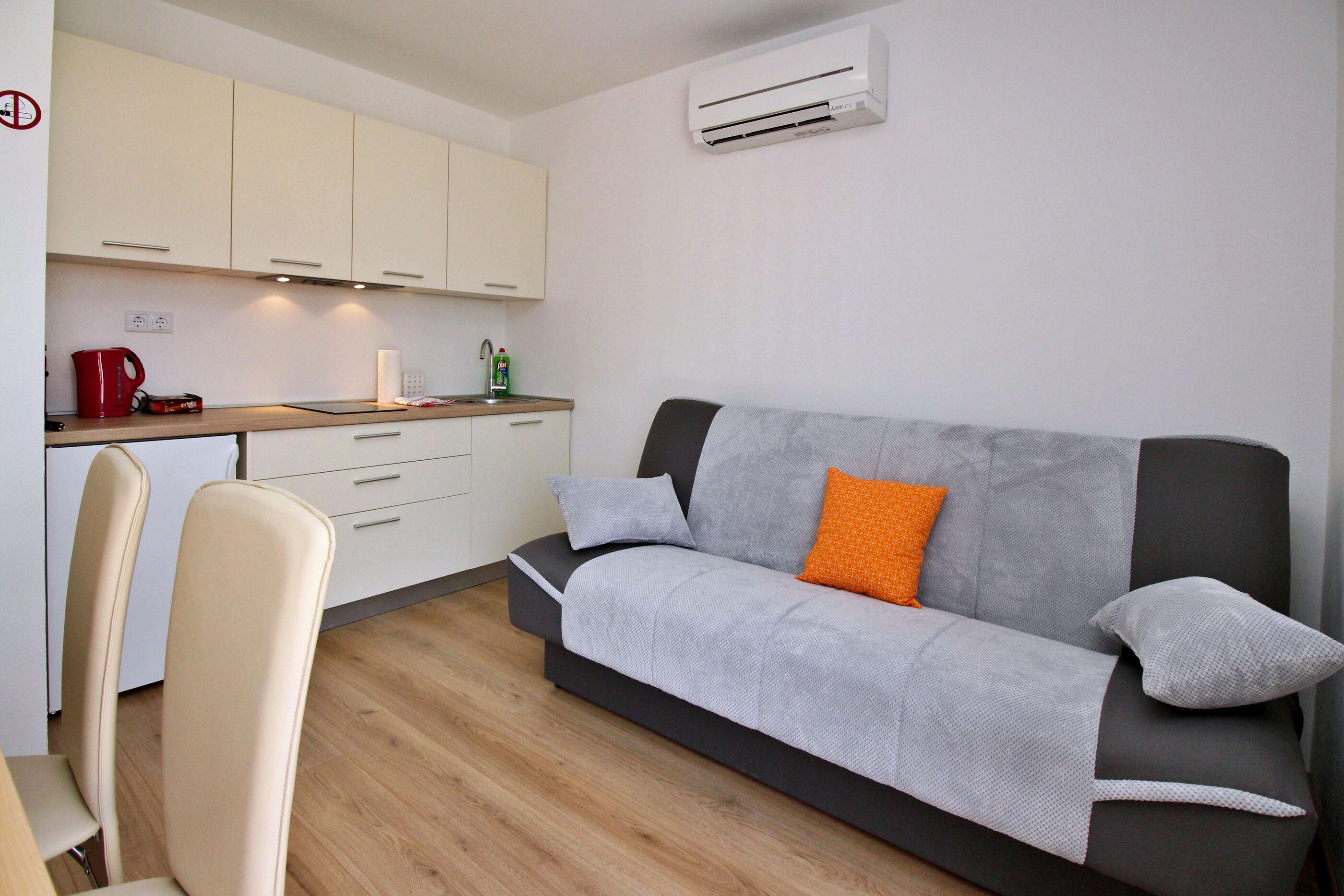 Apartments Parašilovac 63772-A1