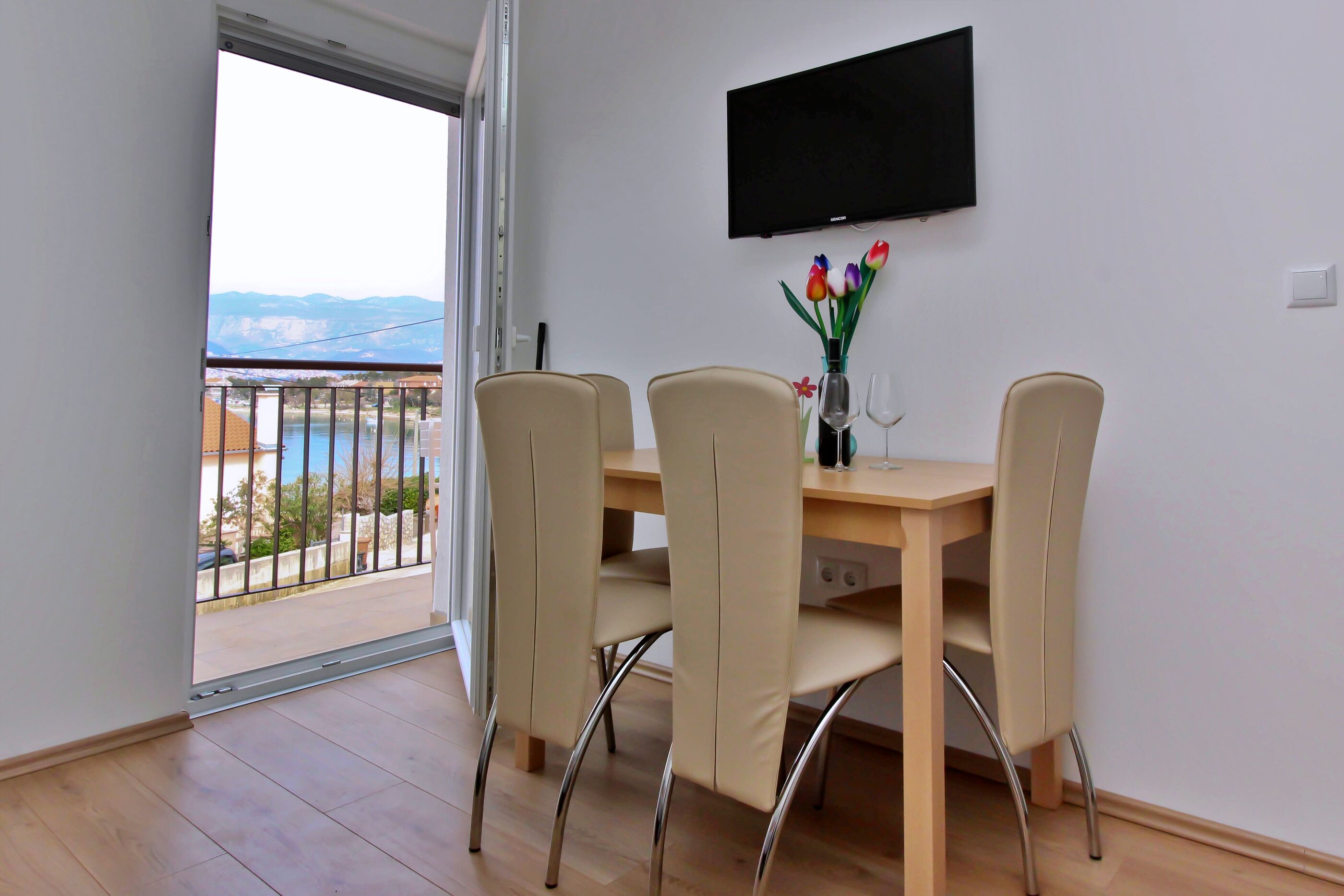 Apartments Parašilovac 63772-A1