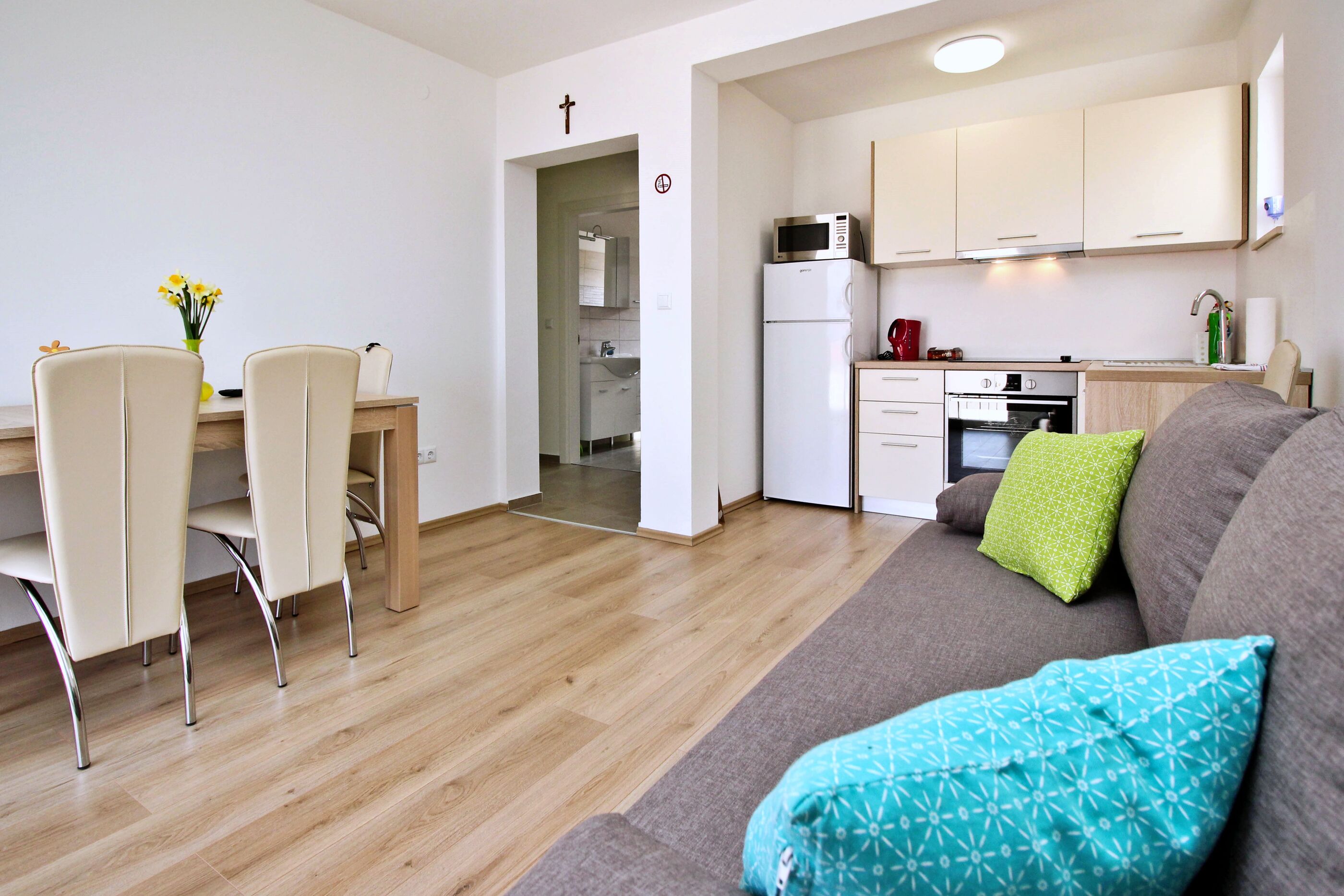 Apartments Parašilovac 63772-A2