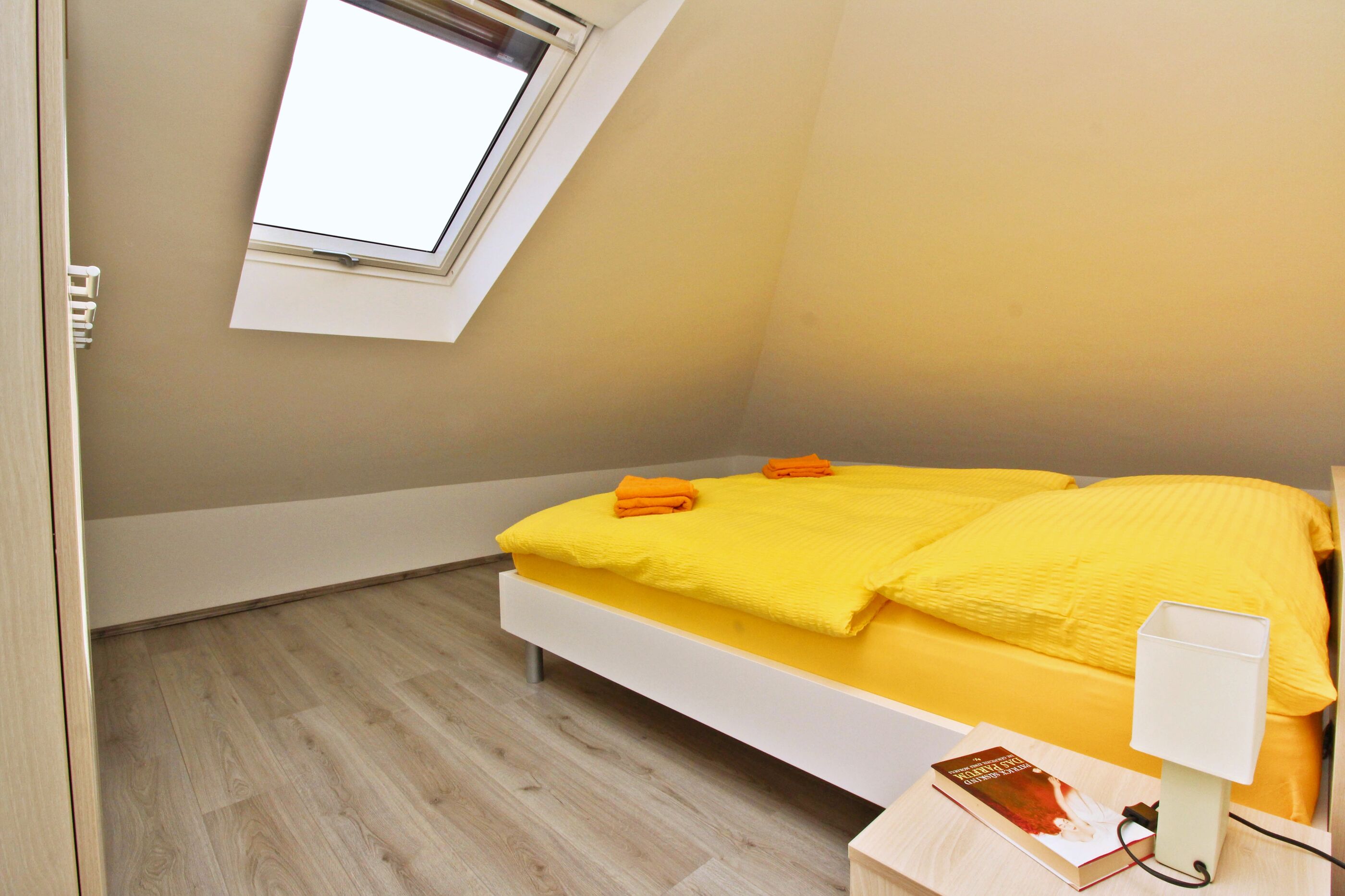 Apartments Parašilovac 63772-A3