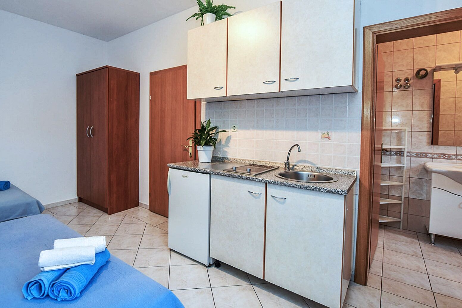 Apartments Mandre near sea 116191-A9