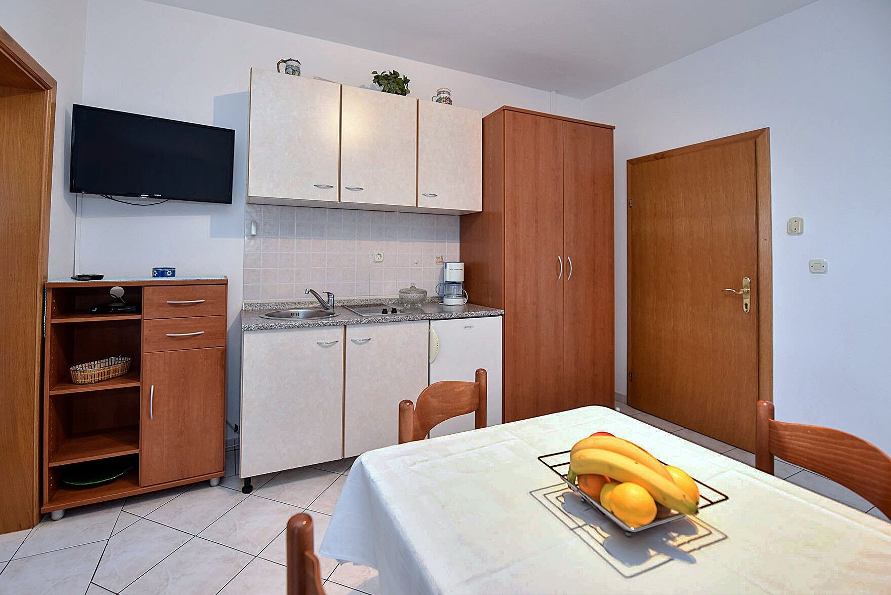Apartments Mandre near sea 116191-A10