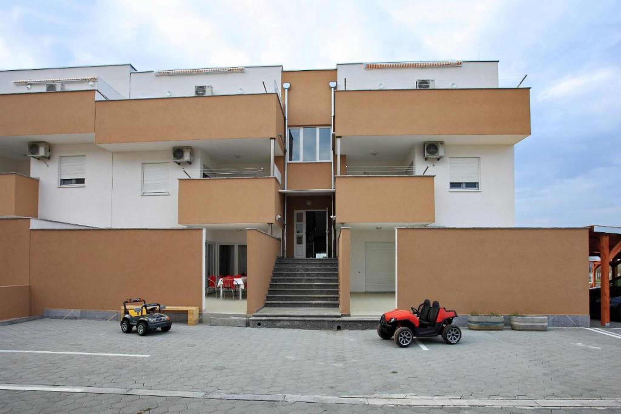 Apartments Village Nin 11516-A2