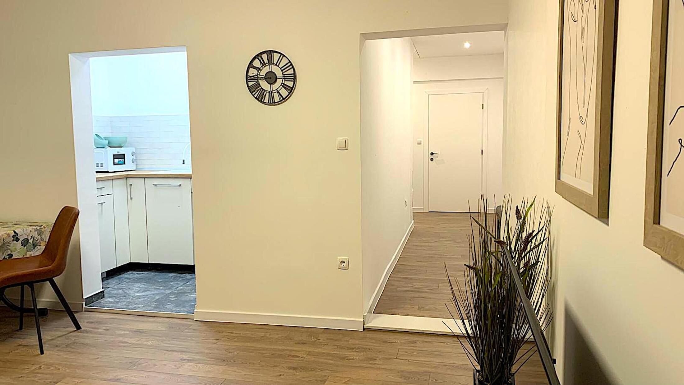 Apartments and Room Leut 34203-A4