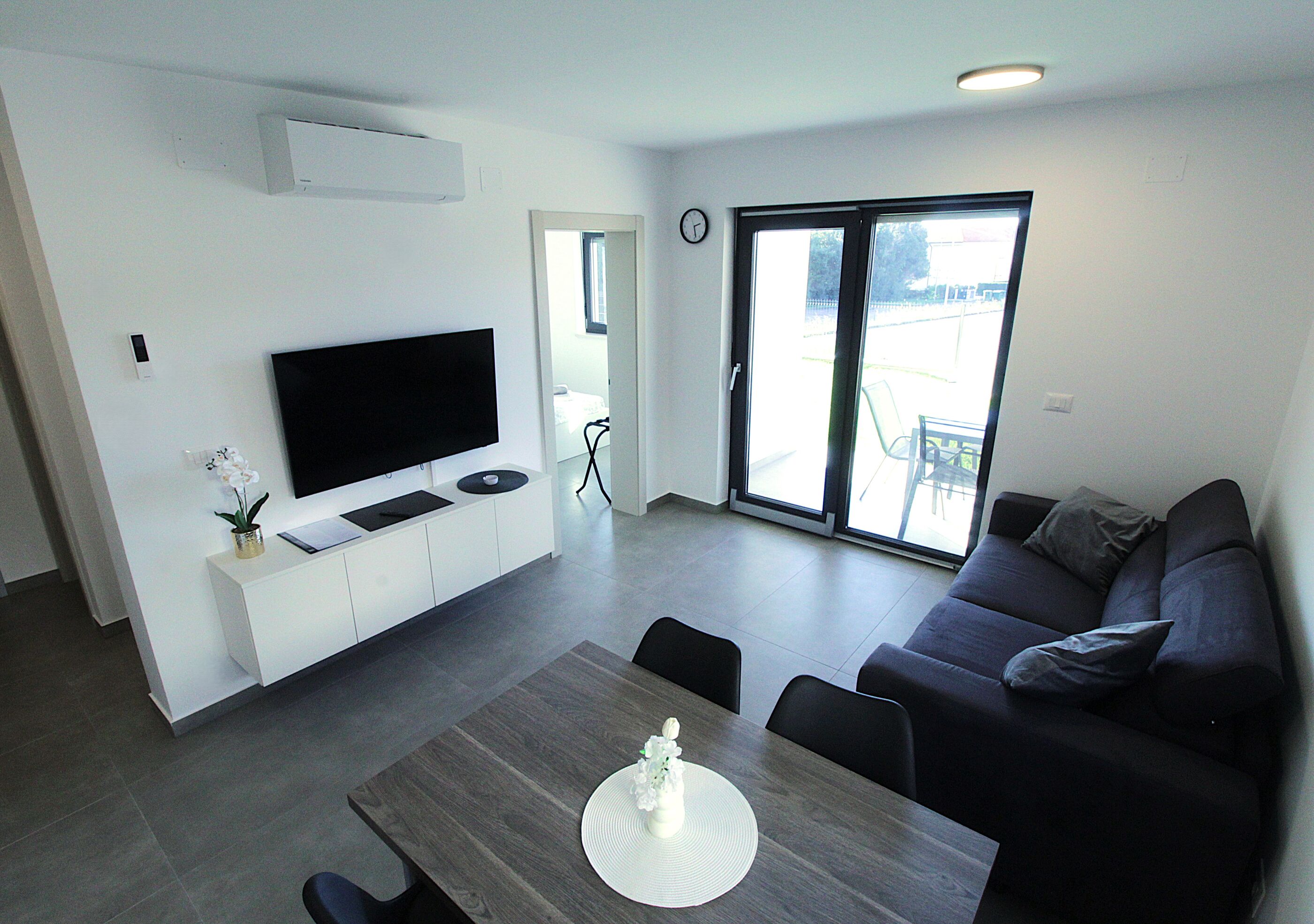 Apartments Frank 107021-A2