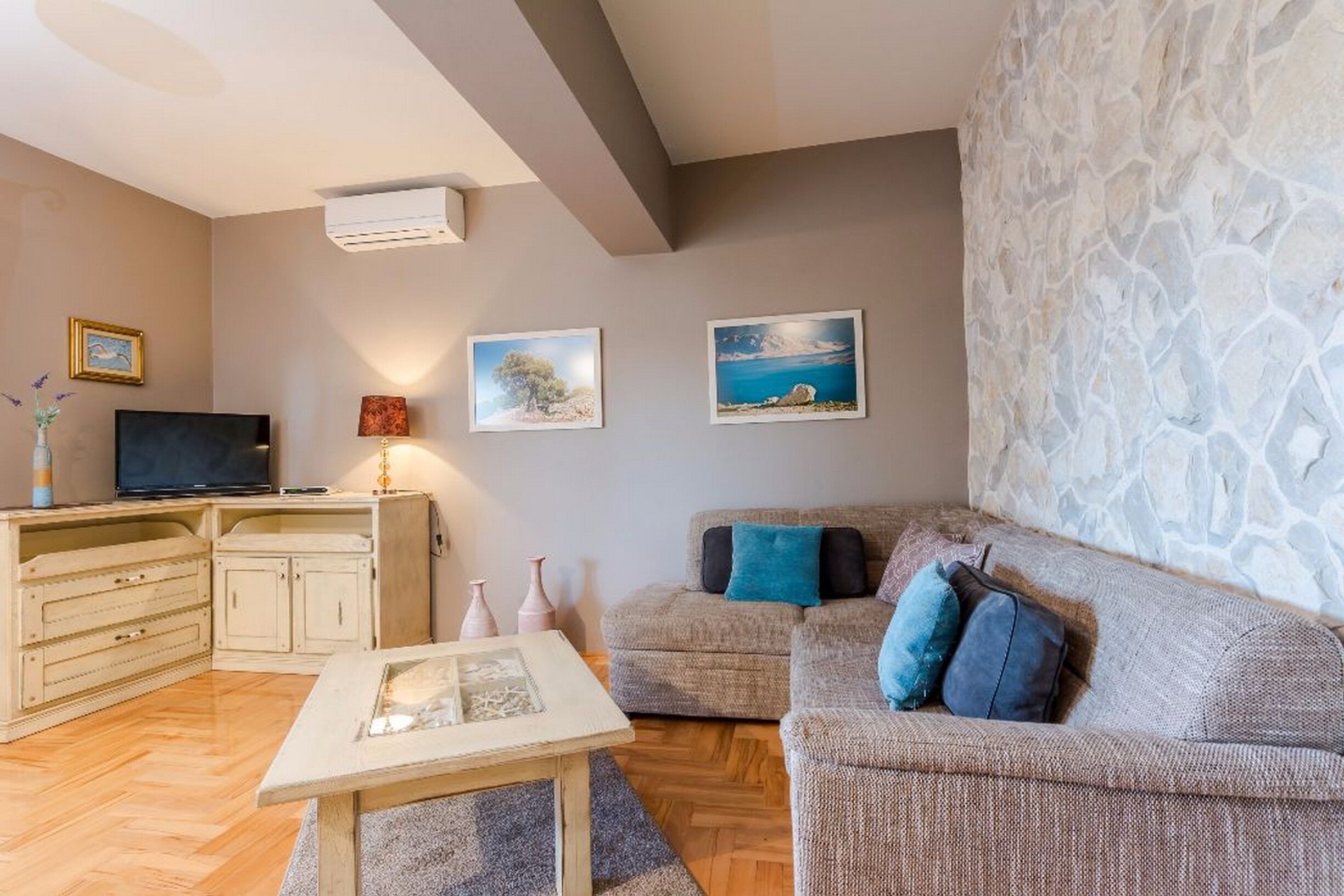 Apartments Vanja 25211-A3